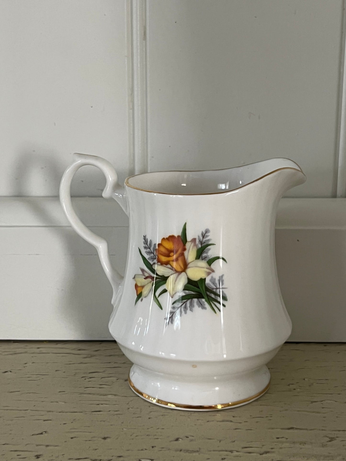 1960’s Vintage Royal Windsor Fine Bone China Creamer – Daffodil Motif – Made in England