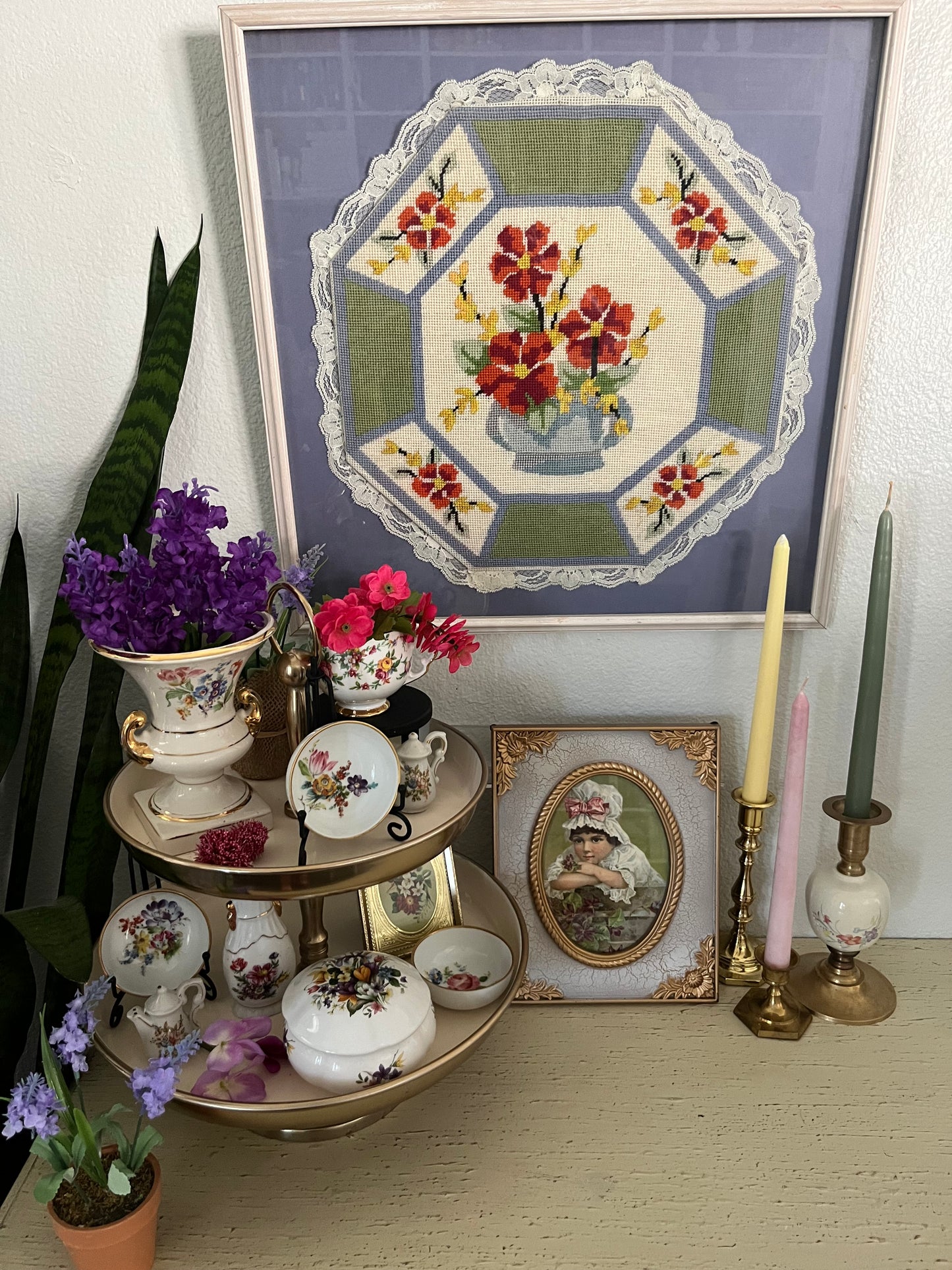 Vintage White Porcelain Vase with Flower Design & Gold Trim – Pink, Yellow, Purple, Green – 5” x 2” – 2.4oz