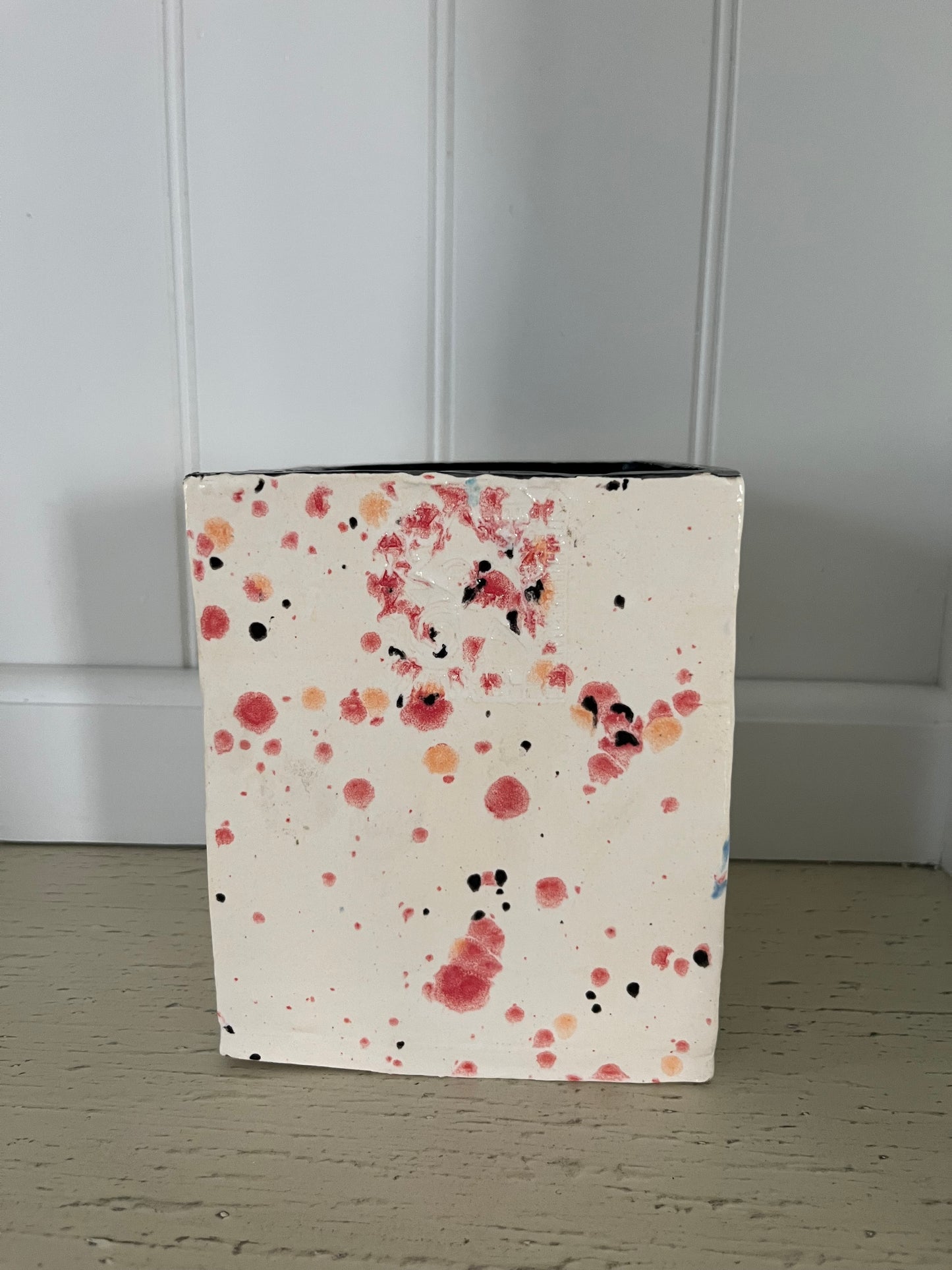 1980s Japanese Studio Pottery Multi-Sided Vase – Hand-Glazed “Peacock Eyes” Crystalites Design | Four-Way Color Display