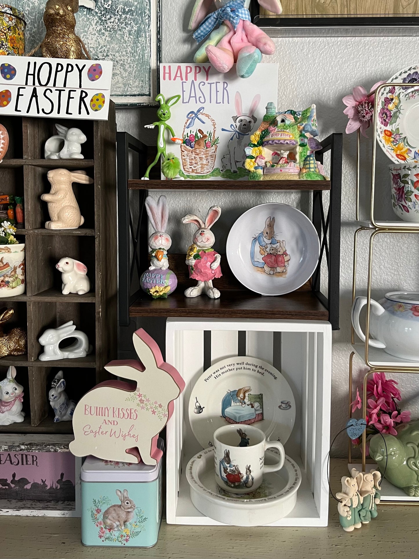 2000s Wooden Bunny Sign – “Bunny Kisses & Easter Wishes” Pastel Spring Decor