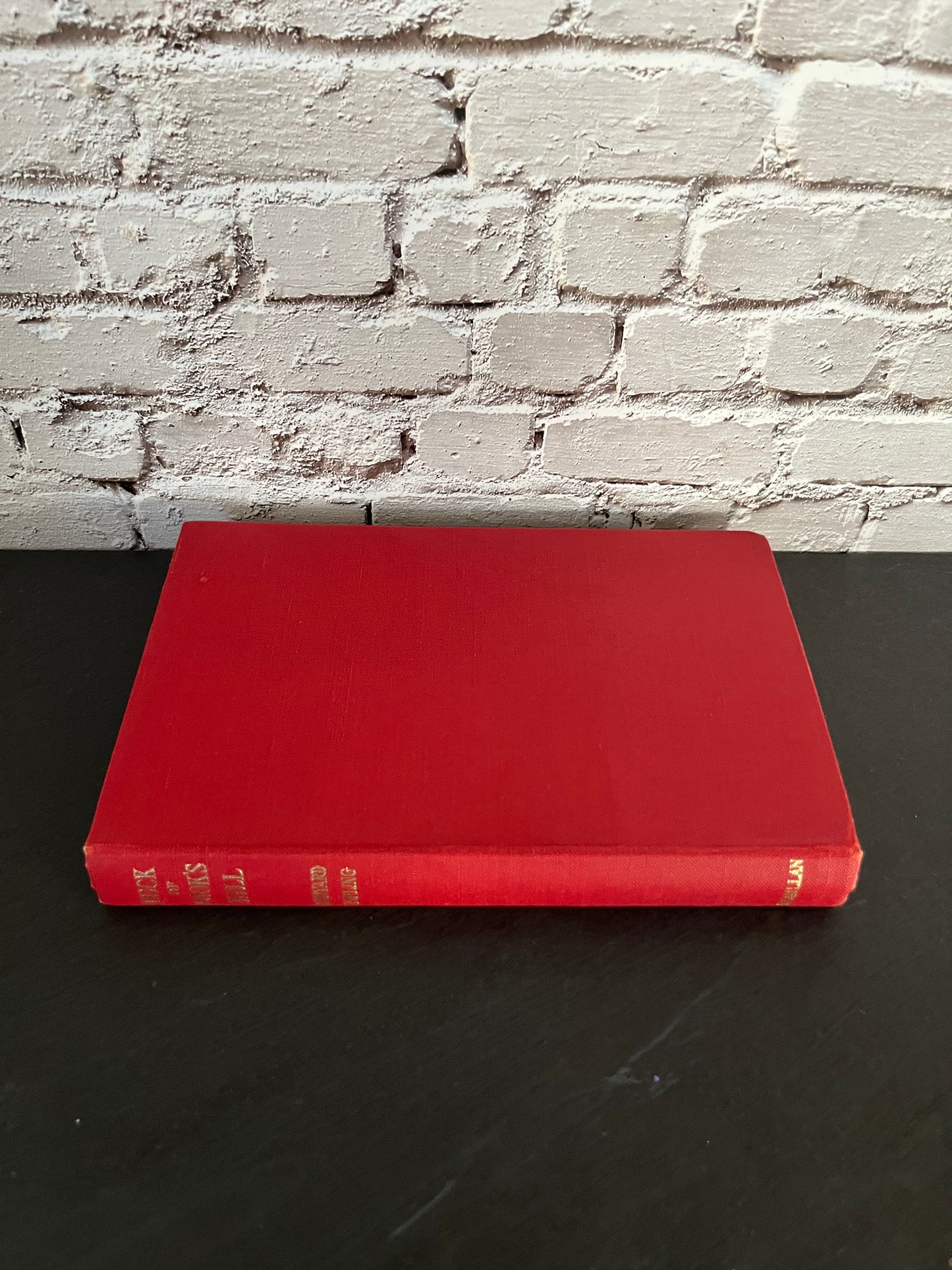 Puck of Pooks Hill By Rudyard Kipling - 1948 hardcover Vintage rare book