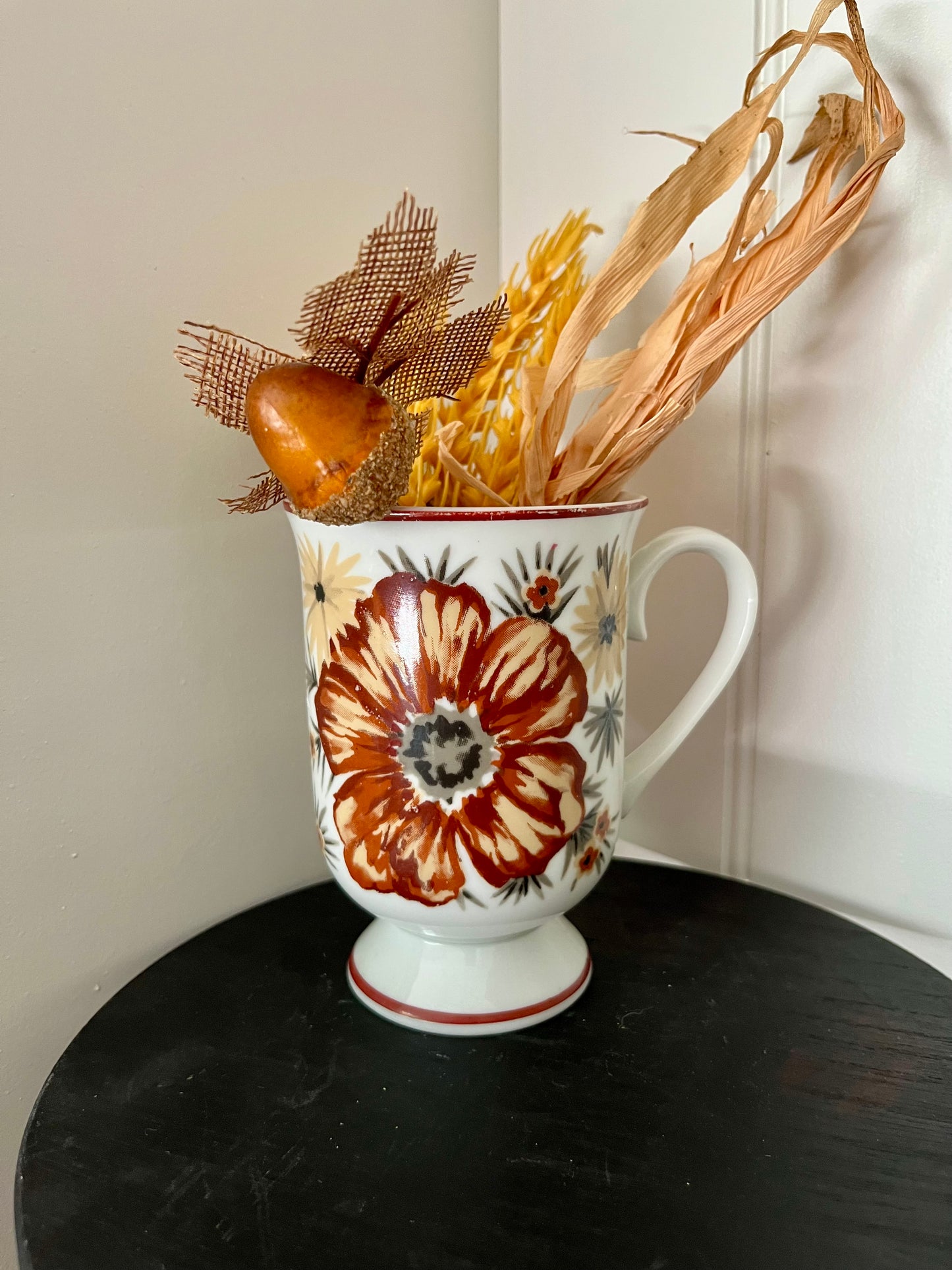 Vintage Royal Domino Collection Pedestal Mug – Mountain Wood Floral Pattern, 1970s Porcelain