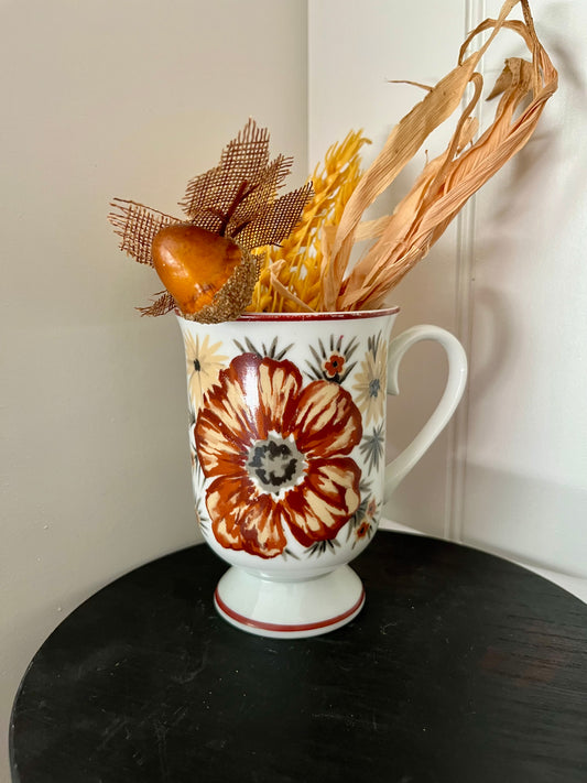 Vintage Royal Domino Collection Pedestal Mug – Mountain Wood Floral Pattern, 1970s Porcelain