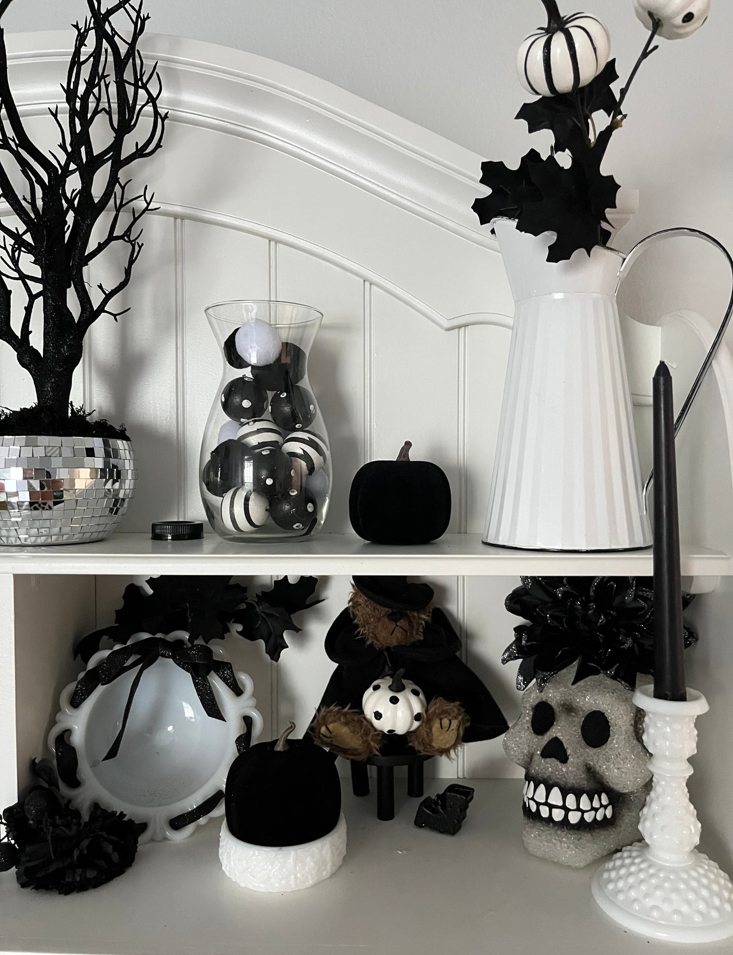 Vintage 1970s Avon White Milk Glass Soap Trinket Dish - Elegant Embossed Floral Design