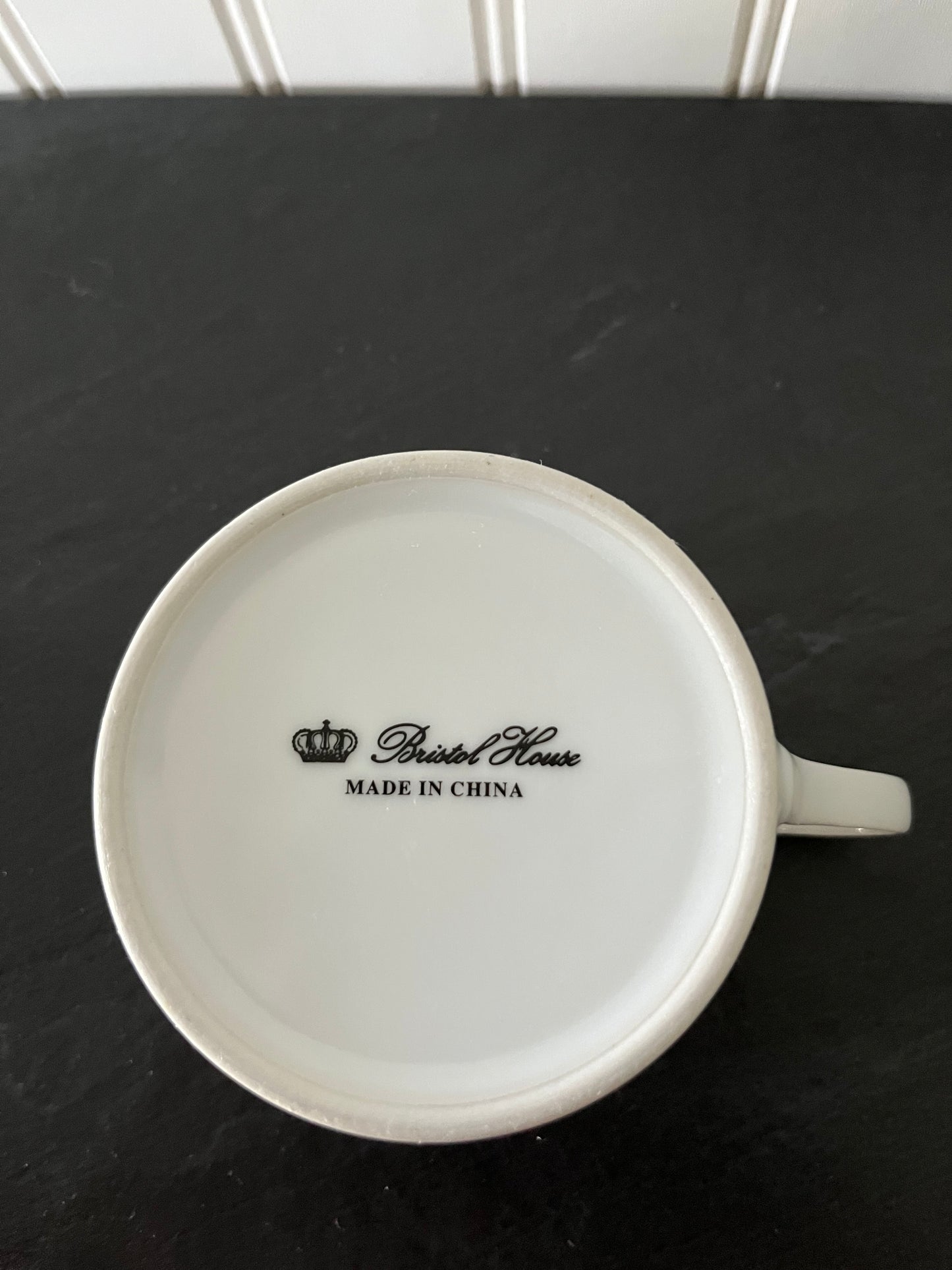 Grandmillennial Style Vintage Bristol House Blue Willow Qinghua Cup & Saucer Set - Timeless Blue and White Collectibles