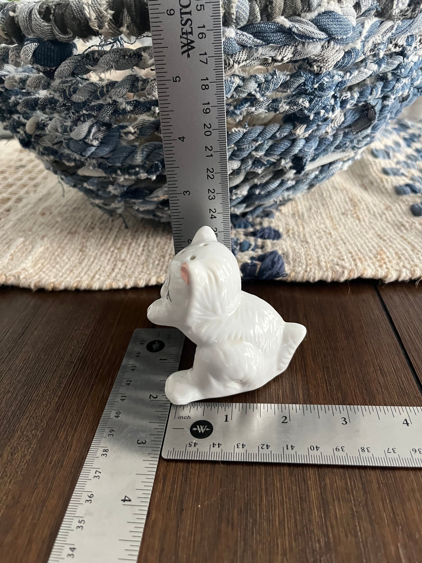 1950s Vintage Japan White Ceramic Cat Salt & Pepper Shakers – Sleeping & Sassy Kitty Pair