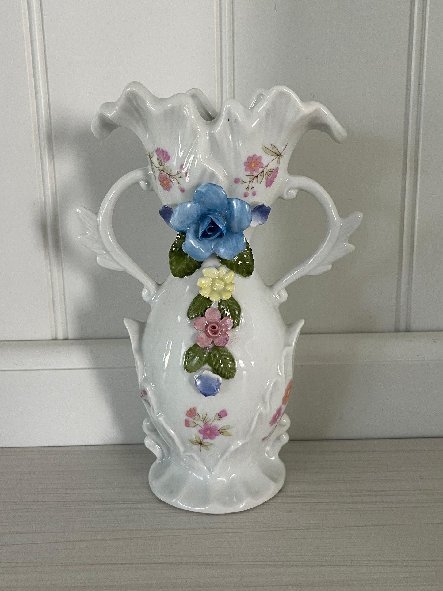 Vintage Victorian Style Fancy Double Handled White Porcelain Vase with 3D Hand-Painted Capodimonte Style Flowers -