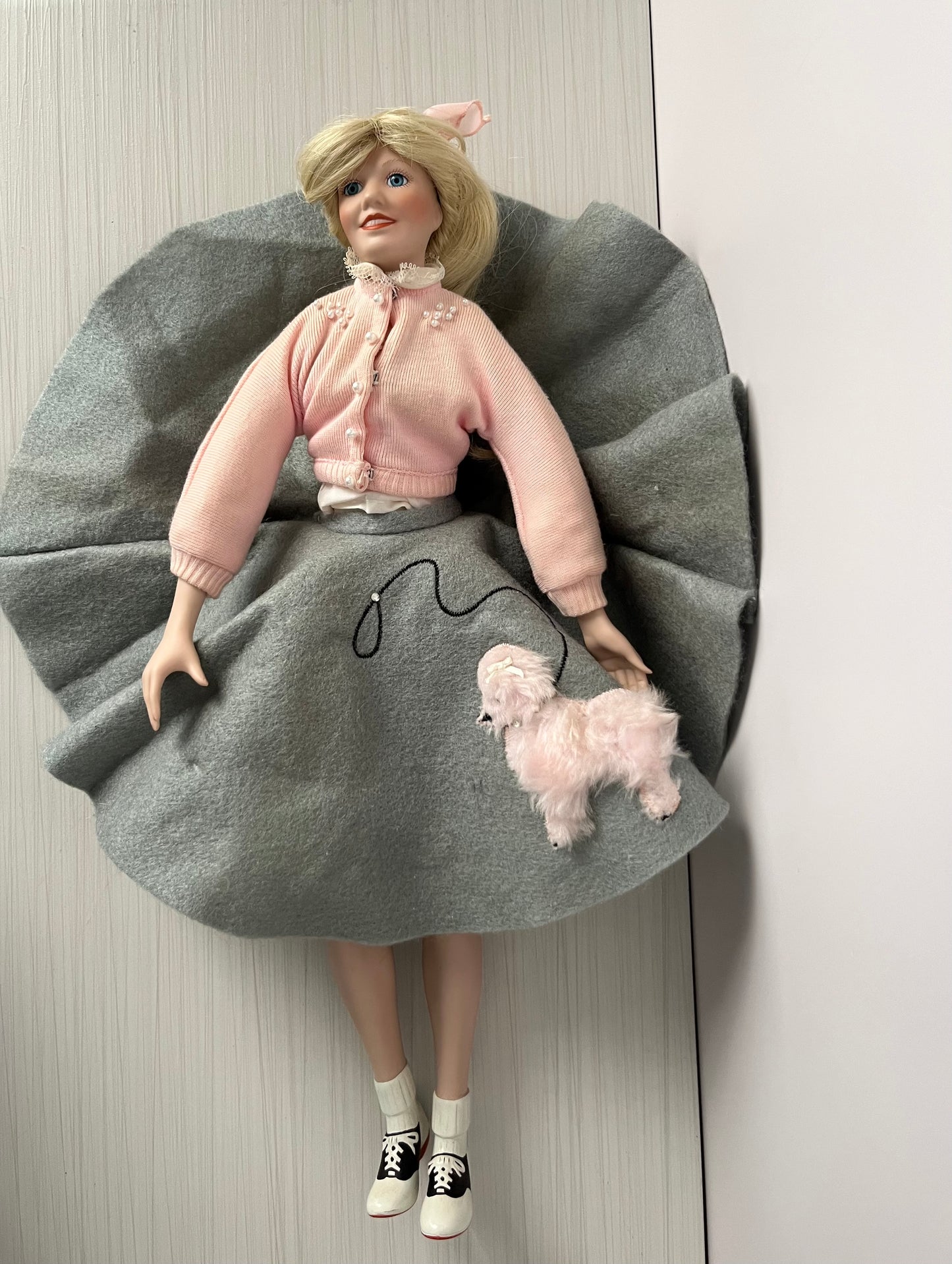 Vintage 1991 “Peggy Sue” Porcelain Collector Doll by Edwin M. Knowles – 16” Tall with Poodle Skirt & Pink Cardigan