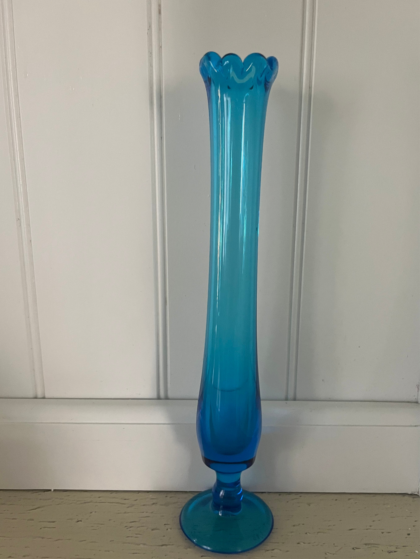 Vintage Westmoreland Small Turquoise Blue Swung Bud  Vase 11"