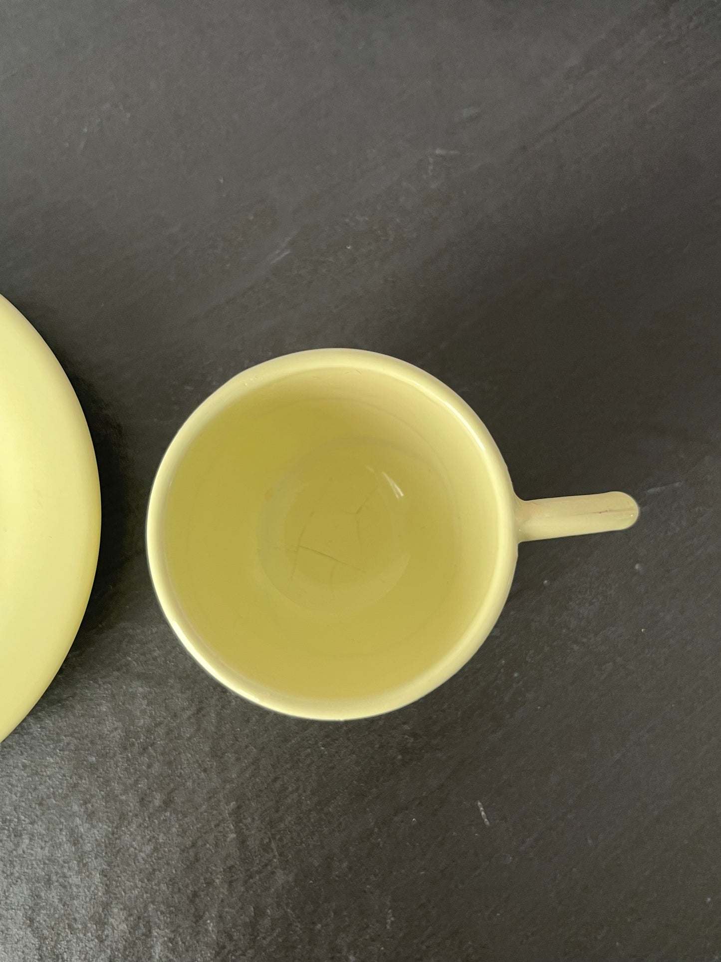 Vintage 1 Set SIC Italian Stoneware Yellow Demitasse Cup and Saucer – Butter Yellow Espresso Set Made in Italy (1970s–1980s) Società Italiana Ceramica
(Italian Ceramic Company)