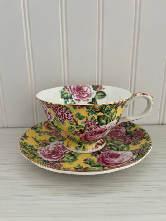Edwardian Collection Yellow Chintz Yellow & Pink Roses Floral Teacup & Saucer – c. 1990s, Made in England