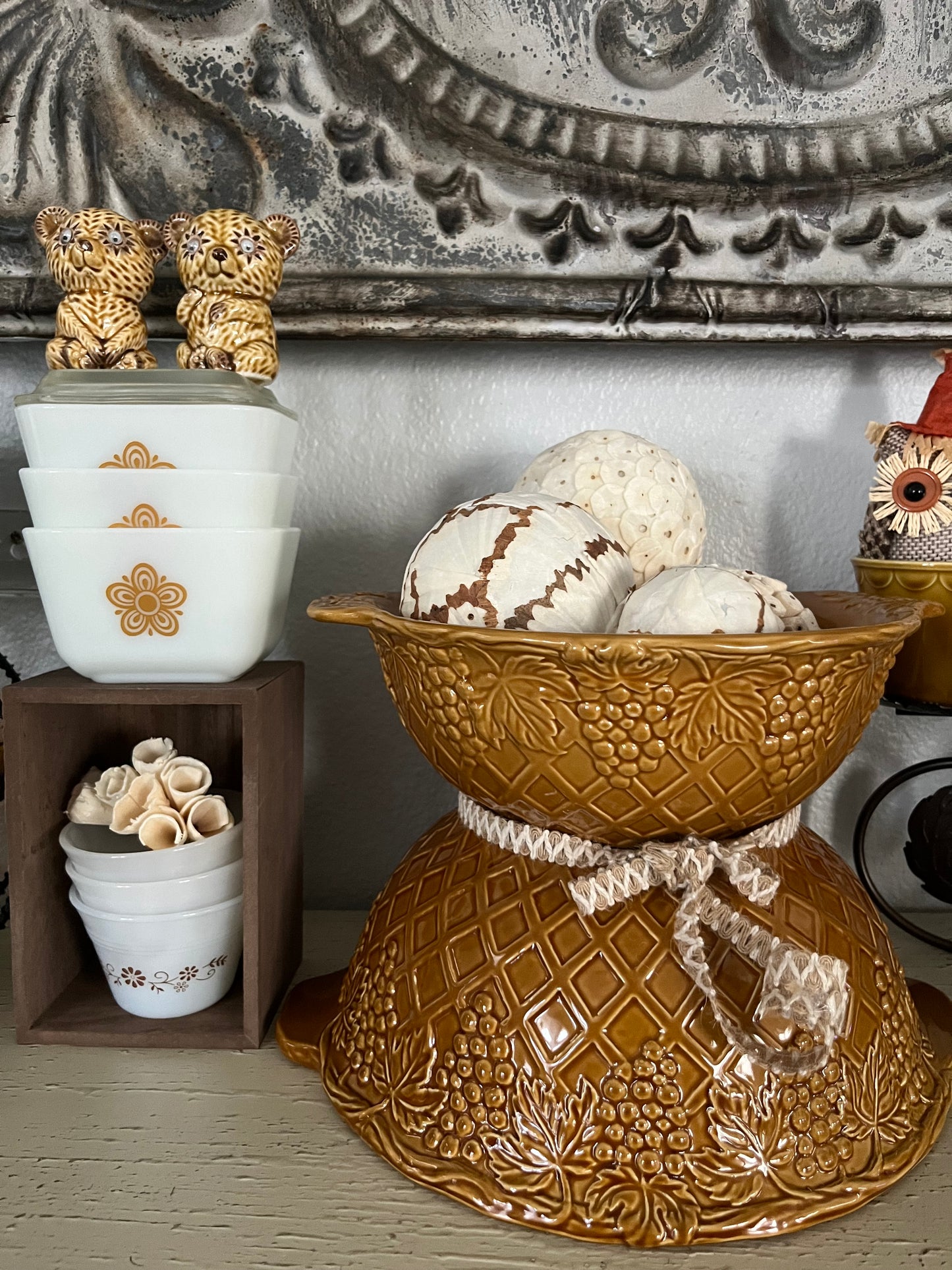 Set of 3 Vintage 1960’s Milk Glass Dynaware Pyr-O-Rey Mexico Brown Daisy Custard Cups -
