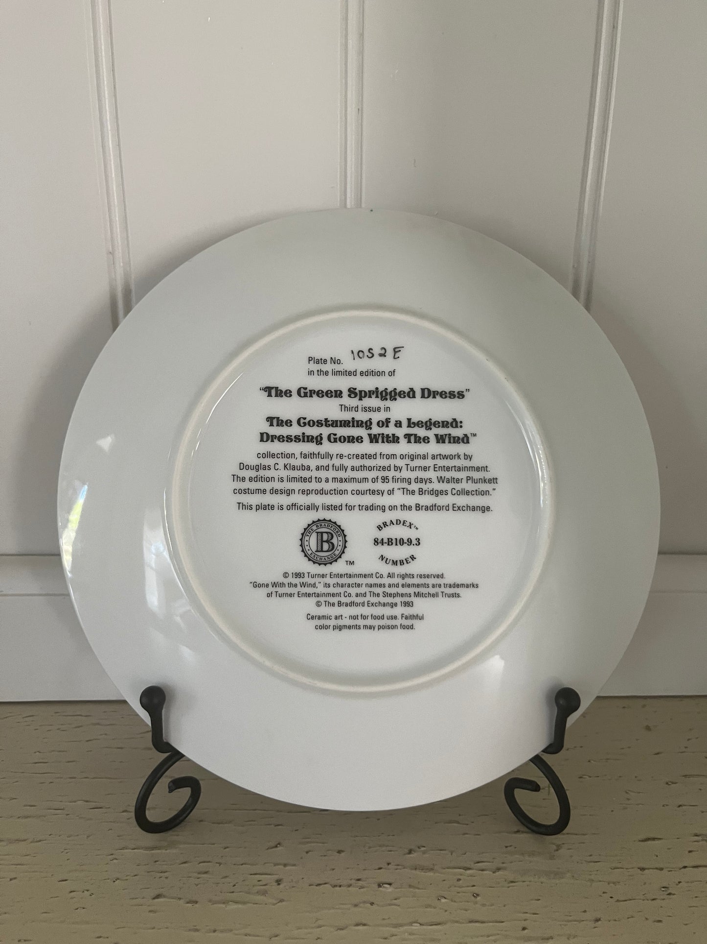1993 Bradford Exchange “The Green Sprigged Dress” Scarlett O’Hara Collector Plate – Gone With the Wind