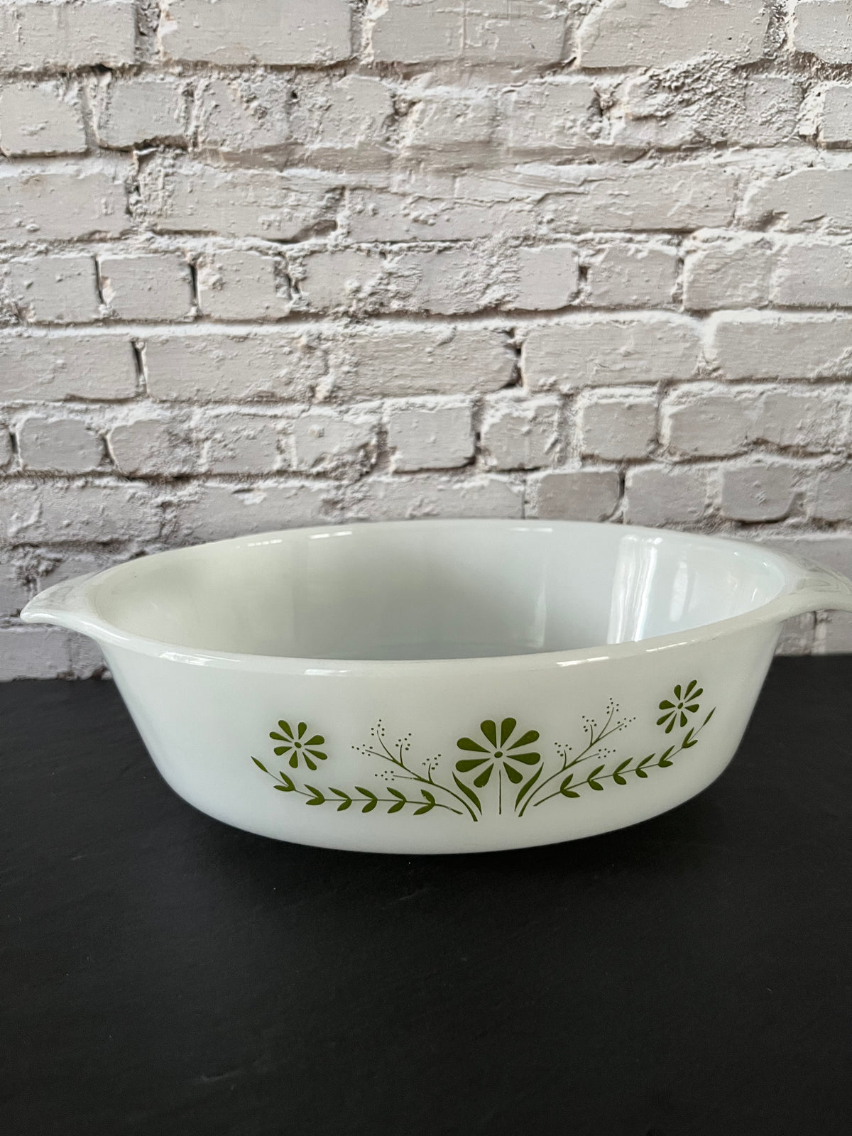 Vintage 1970’s Fire-King Meadow Green #433 Oval Casserole Dish with Glass Lid – 1.5 Qt
