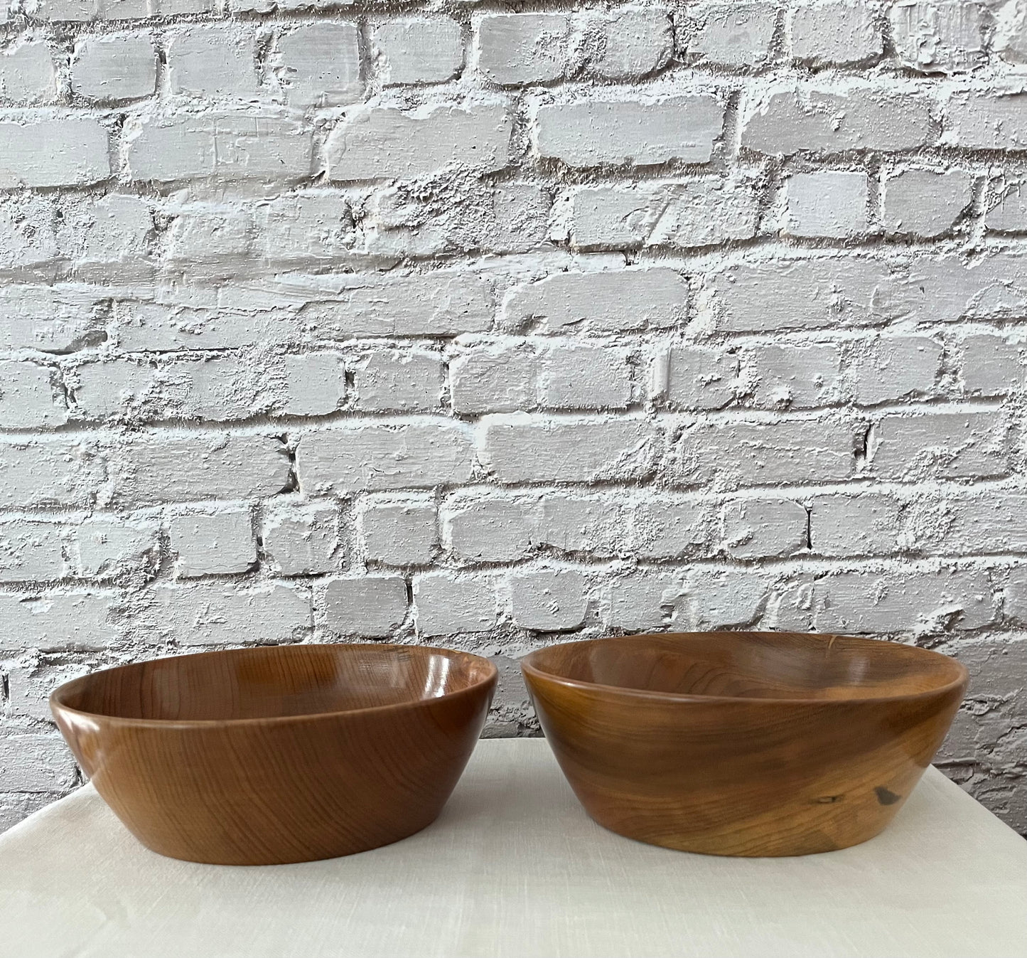 Retro Myrtlewood Hand-Turned Wooden Bowl Pair – Oregon Myrtlewood – 1960s–1970s