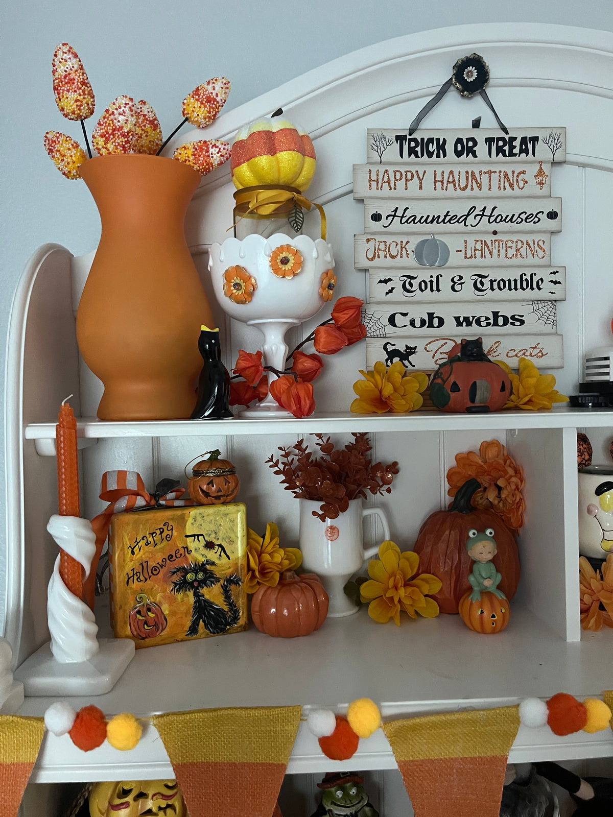 Mini 1½” high x 2” wide Jack-O’-Lantern Trinket Box Ornament | Hinged Pumpkin Keepsake | Curated Shelf & Trinket Display Décor