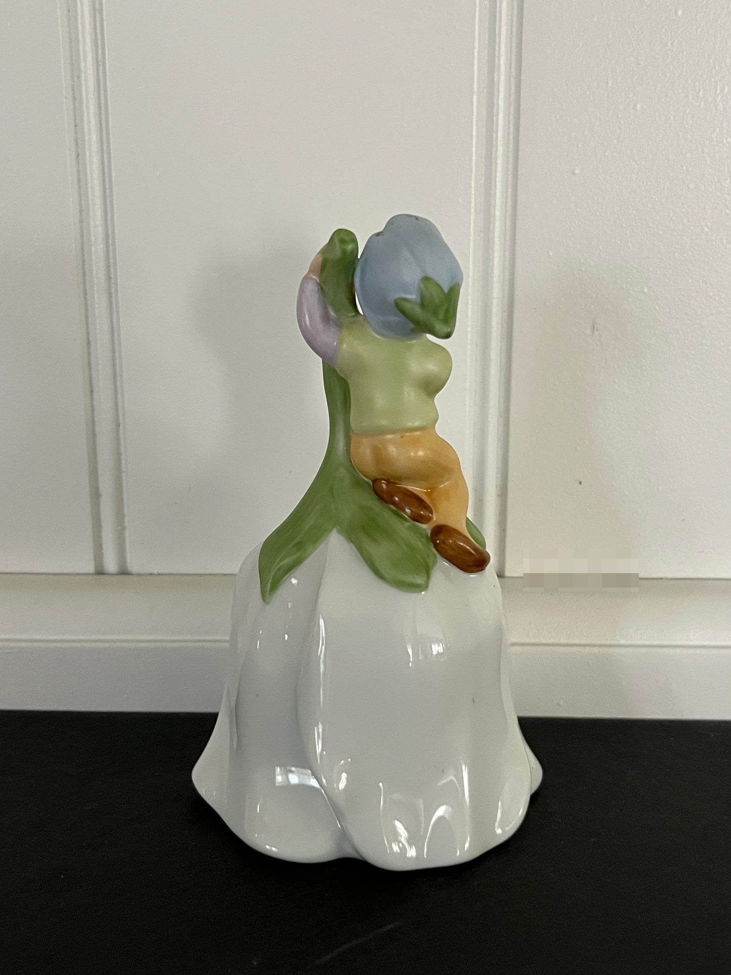 Vintage 1983 Avon “Good Luck Bell” – Leprechaun Pixie Elf– White Tulip Blossom shaped Porcelain Bell