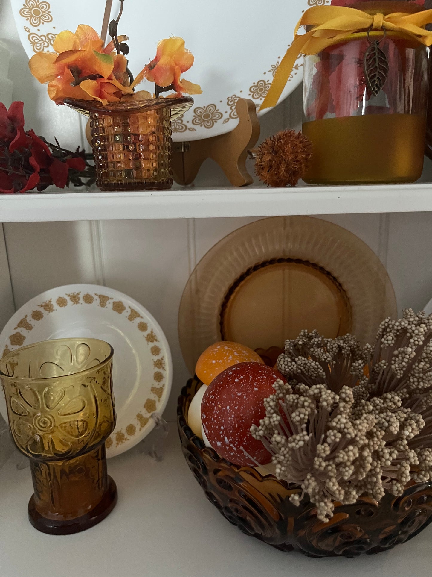Vintage 1970s Pressed Soft  Amber Glass Dinner Plate with Fluted Rim & Braided Center –