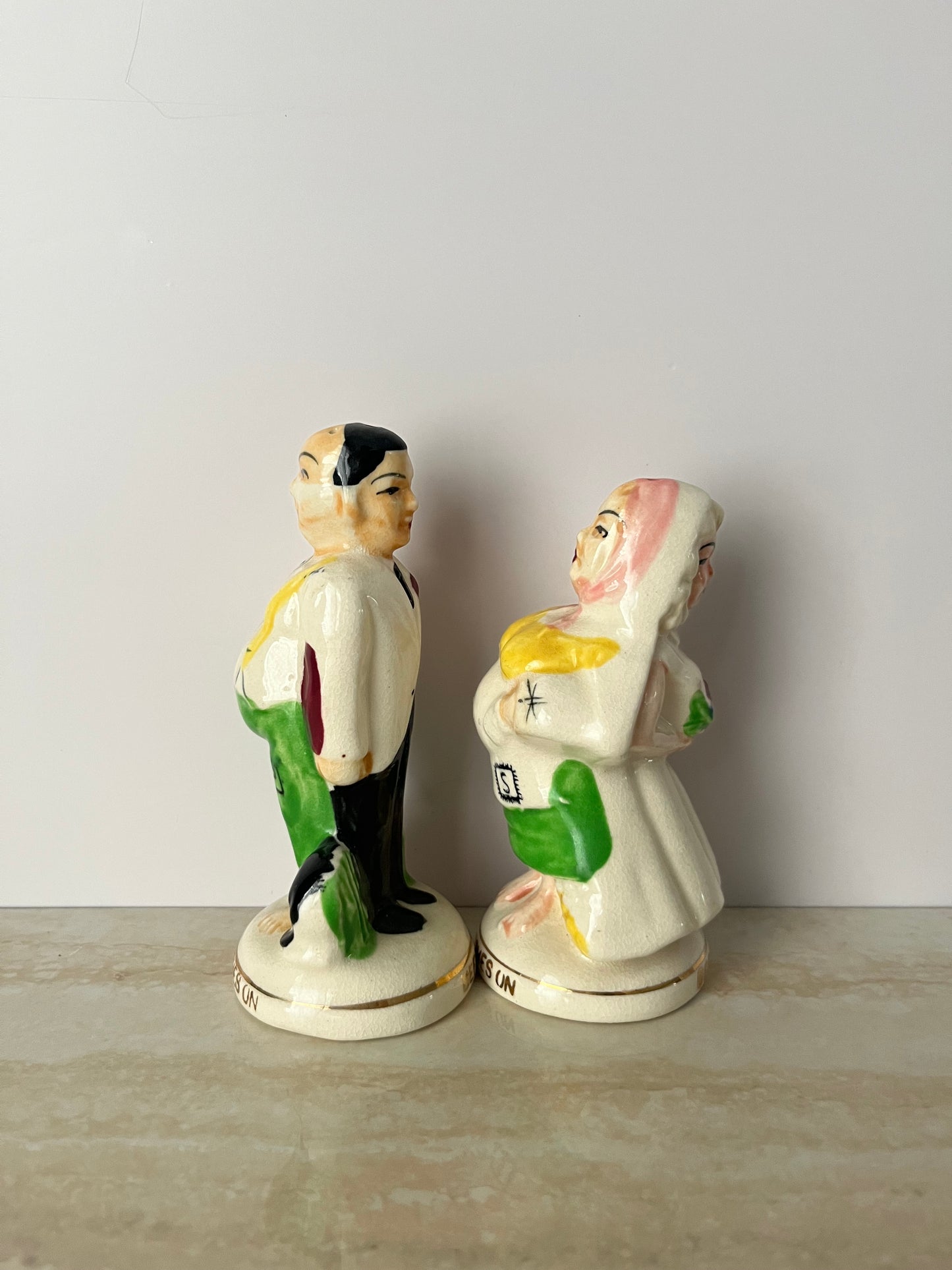 1950s “Time Marches On” Bride & Groom Salt & Pepper Shakers – Before & After Marriage Novelty Japan Ceramic