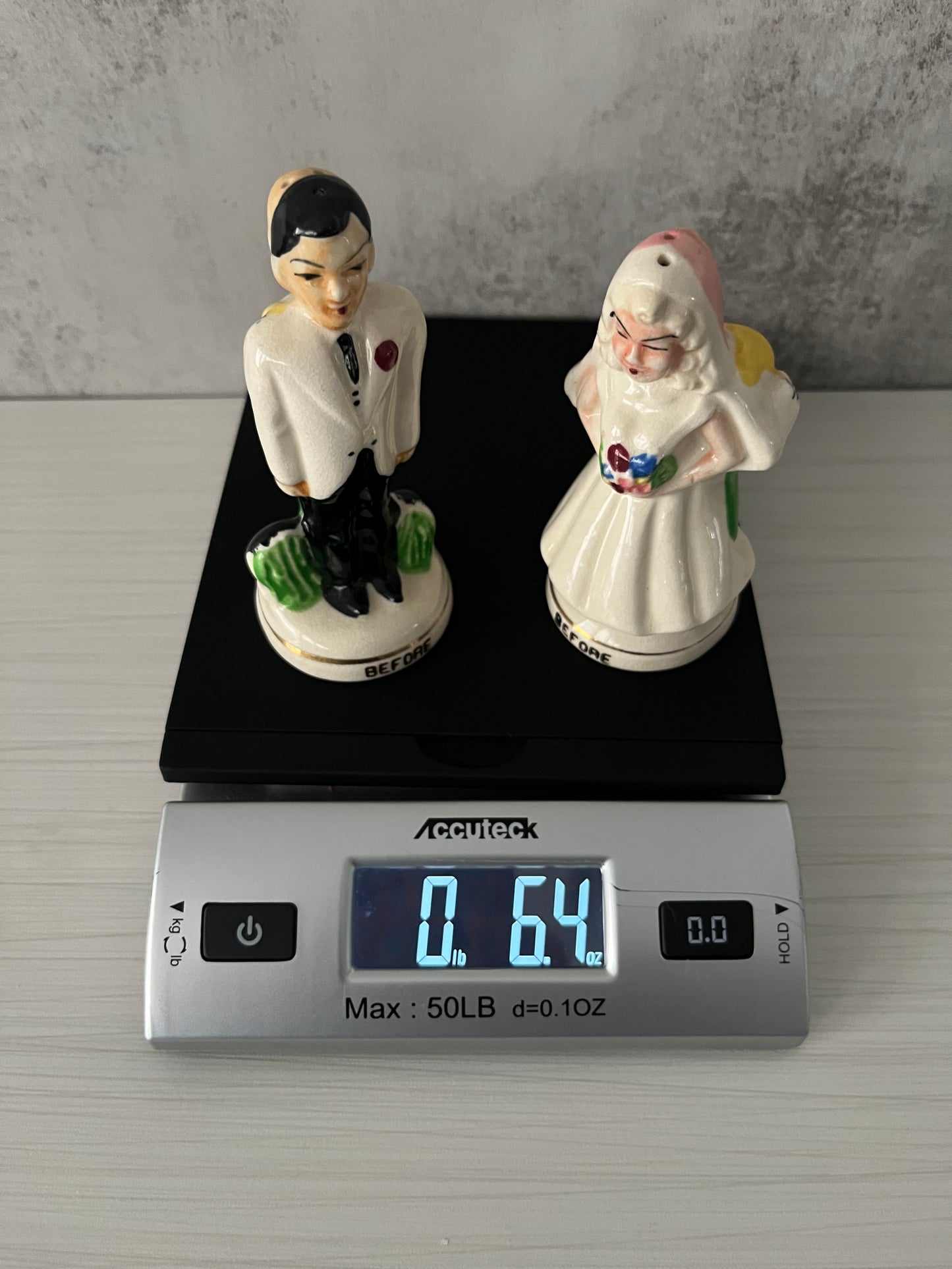 1950s “Time Marches On” Bride & Groom Salt & Pepper Shakers – Before & After Marriage Novelty Japan Ceramic