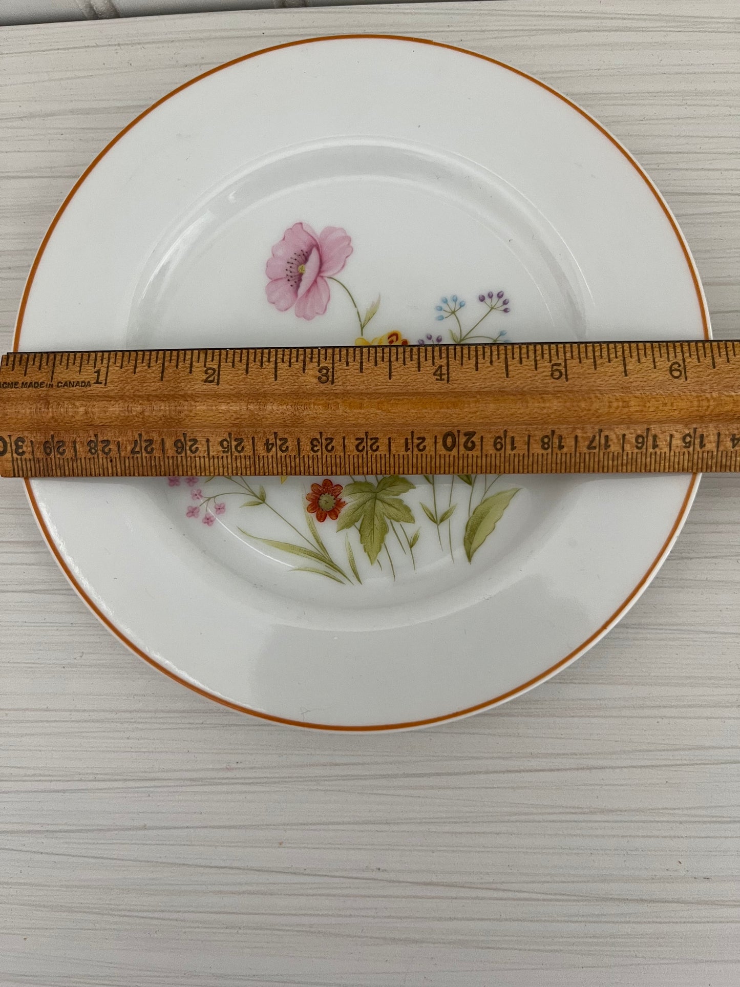 Set of 2 Mikasa Japan Stratford Nita Designer Collection Summer Melody Bread & Butter Plates