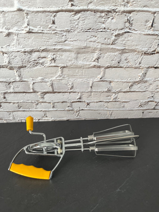 1950’s Vintage European Manual Hand Mixer Egg Beater w/ Yellow Handle, Mid Century Rotary Kitchen Mixer, Retro Baking Tool