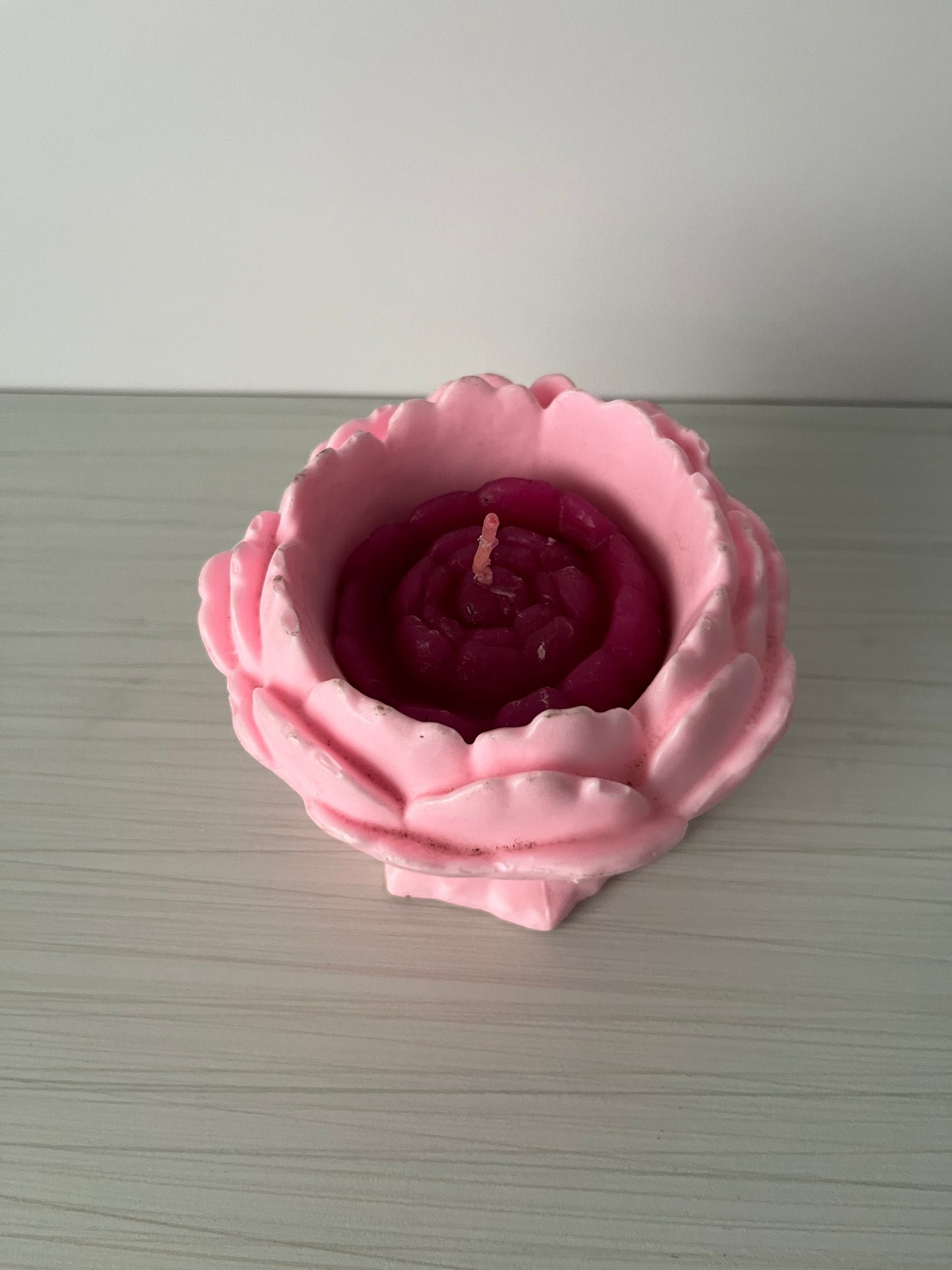 Vintage 1977 Avon “Tender Blossoms” Floral Medley Candle – Pink Peony Flower Pedestal