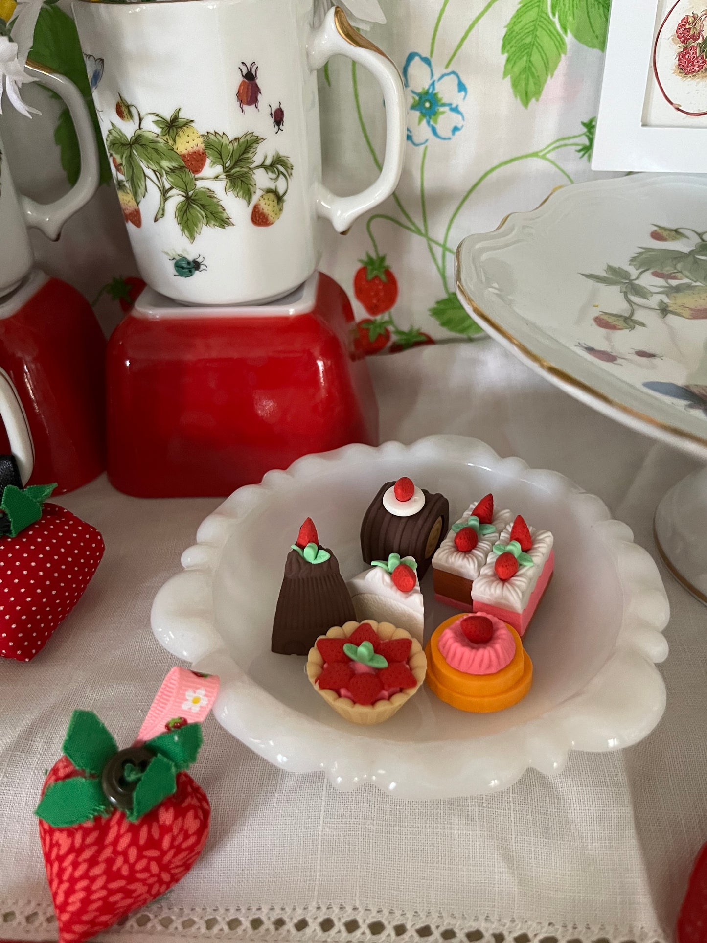 7 Mini Food Erasers - Japanese Strawberry Cakes & Desserts by Iwako, 3D Stationary