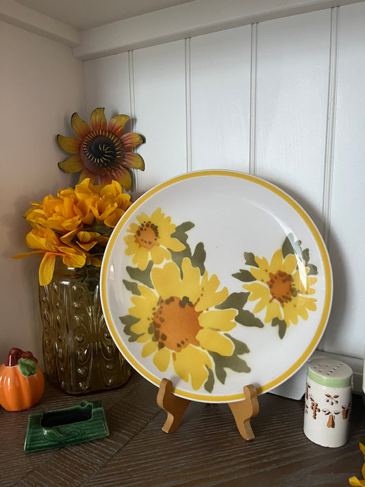 Vintage Mikasa Dolly  “Flora” Cera-Stone Dinner Plates – Set of 2 (1970s Japan, Sunflower Yellow)