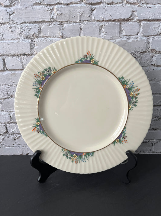 Vintage 1970s Lenox “Rutledge” Dinner Plate – Ivory Fine China with Fluted Rim, Floral Garland & Gold Trim