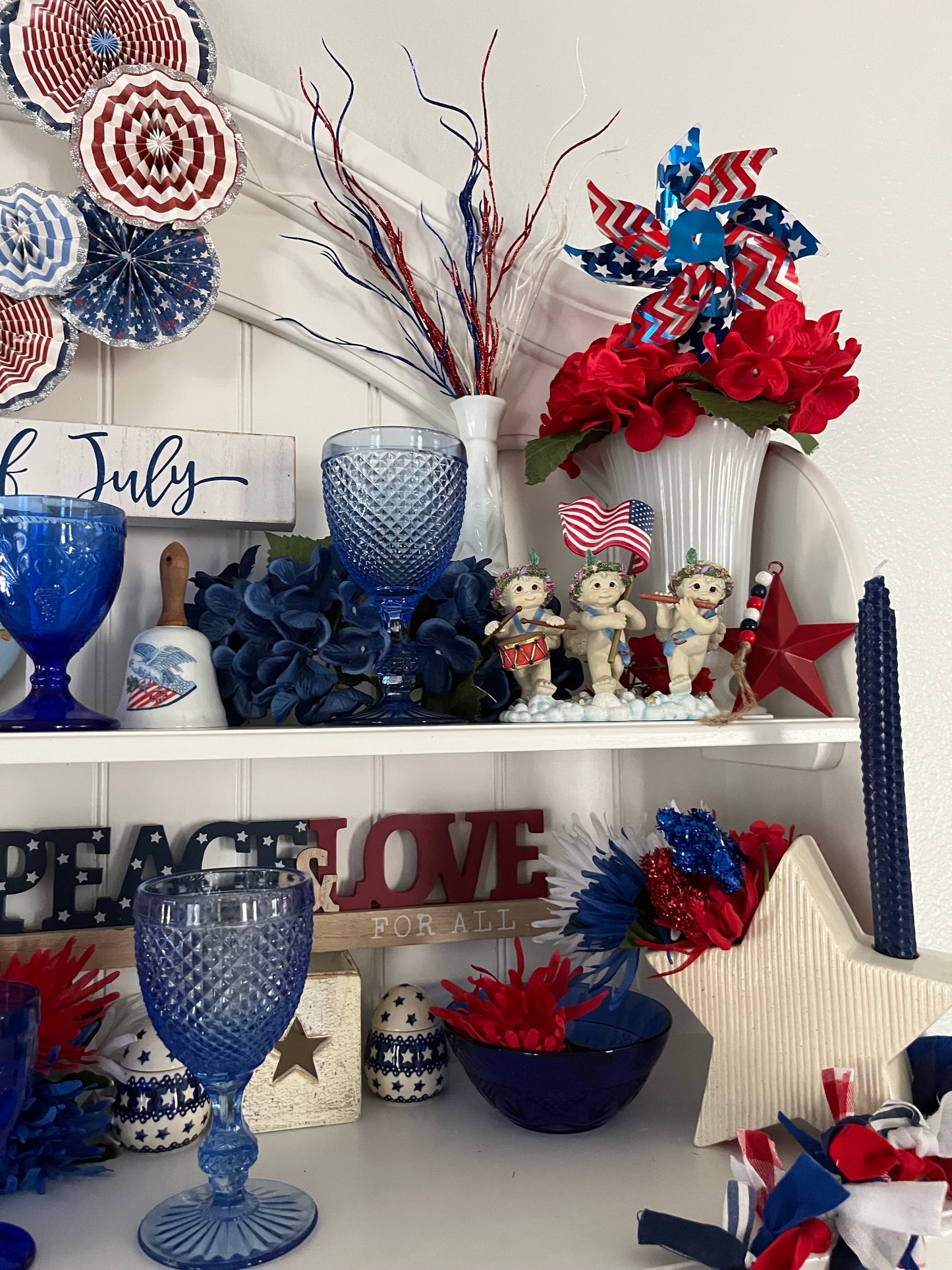 Vintage Red White & Blue Peace & Love Sign - 17”x3” Retro Decor