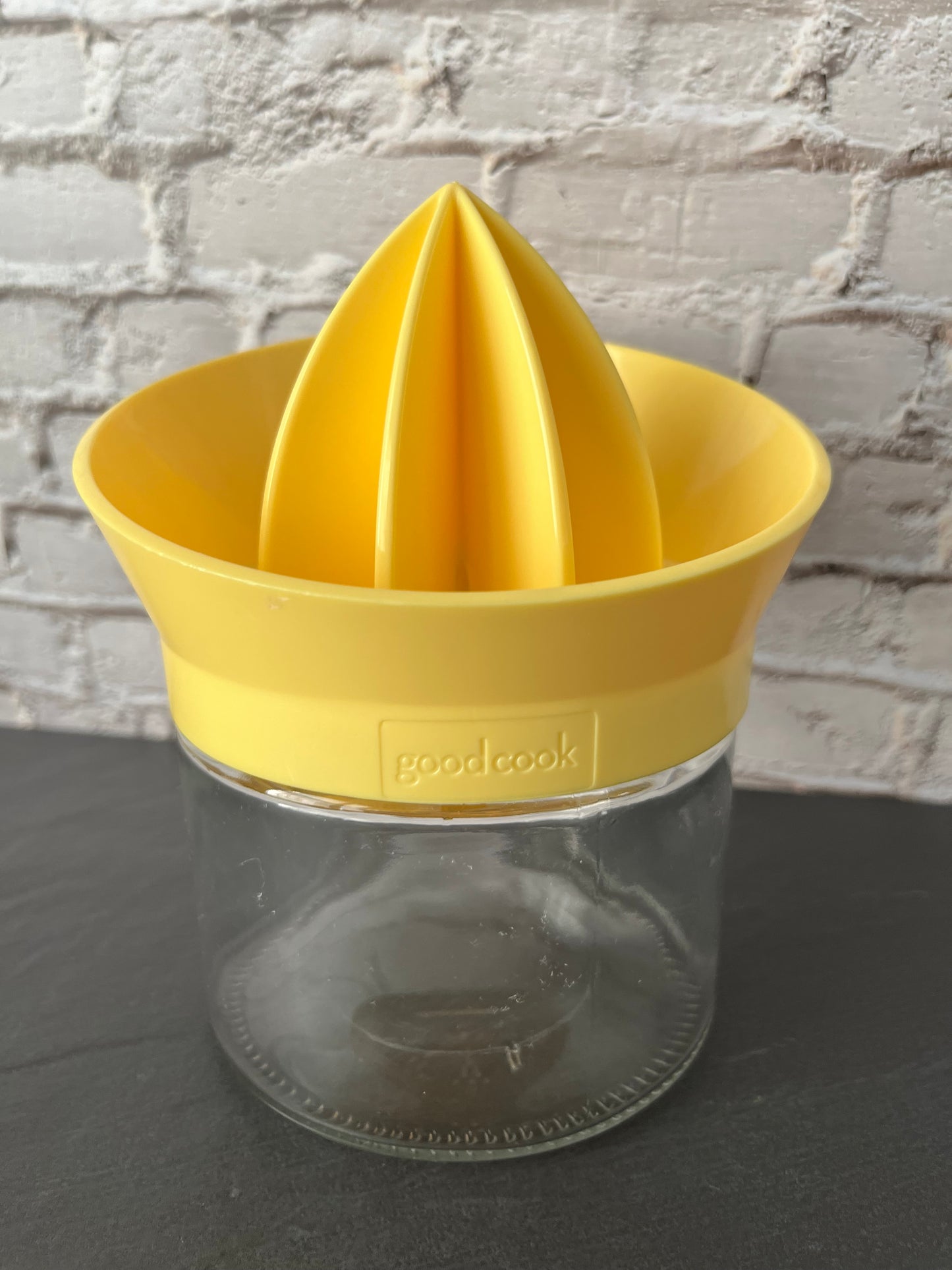 Vintage Style Goodcook Yellow Citrus Juicer with Glass Jar | Retro Lemon Reamer | Kitchen Juicer Press | Mid-Century Inspired Kitchenware
