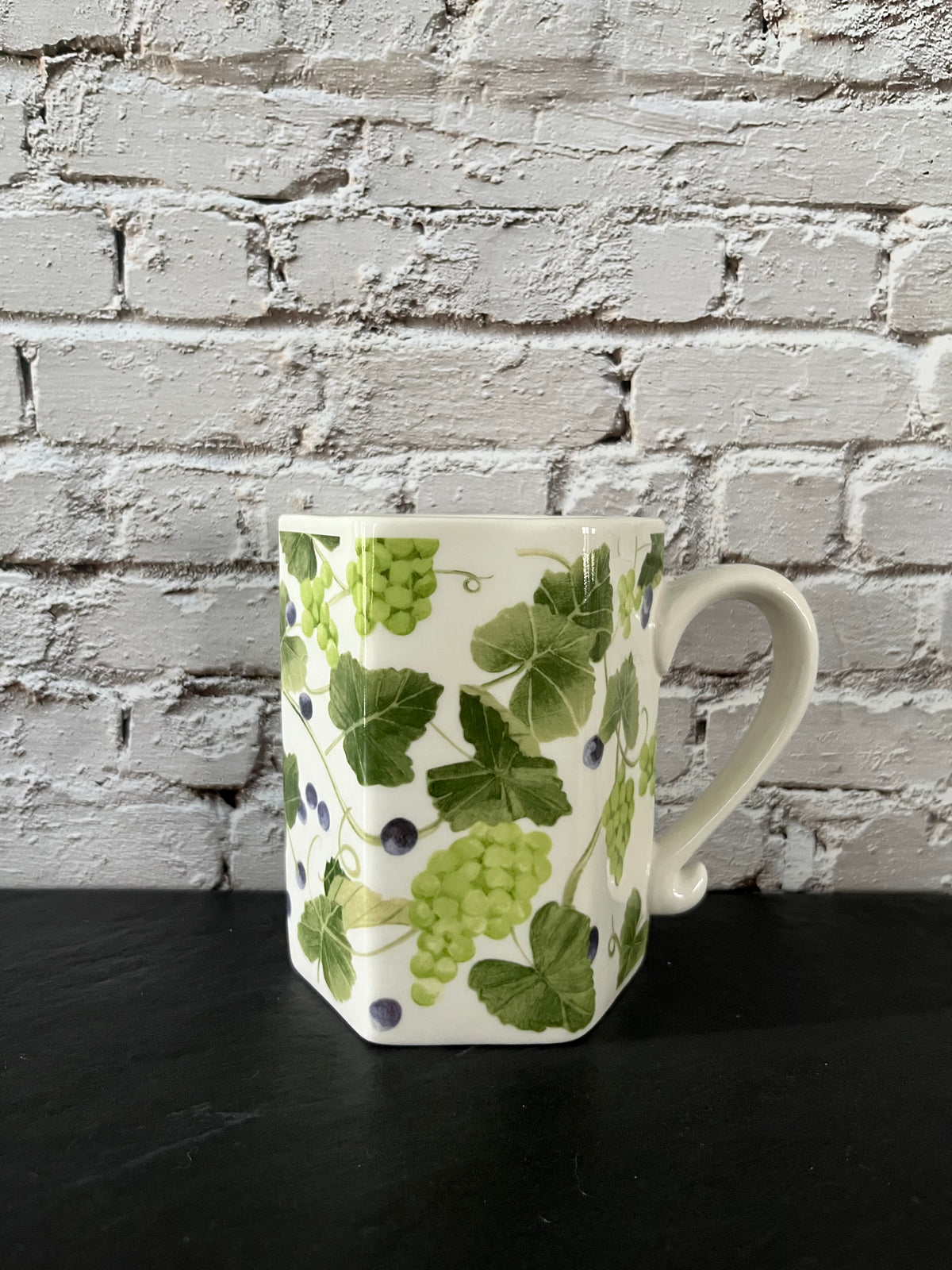 Vintage c.1990’s Lifestyle Home Grape & Ivy Vine Ceramic Mug – Green Botanical Square Coffee Cup – Robert Design