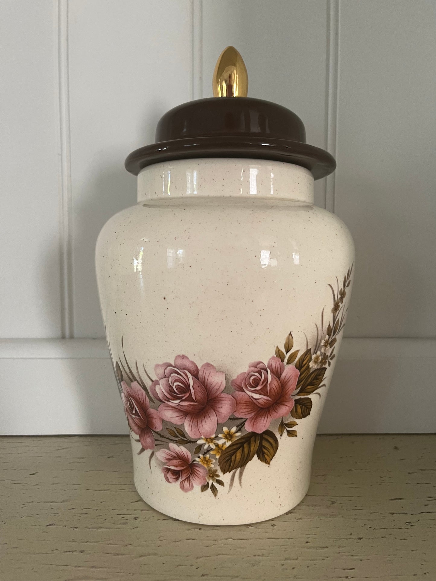 Vintage Floral Ginger Jar with Brown Lid & Gold Finial (Late 1980s–Early 1990s) | Romantic Regency Cottage Accent