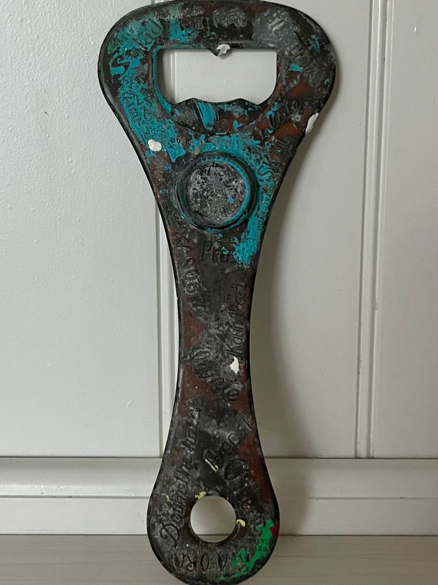 Vintage Cast-Iron “Down the Hatch / Cheers / Prost” Wall-Mount Bottle Opener – Rustic Turquoise Patina (1960s)