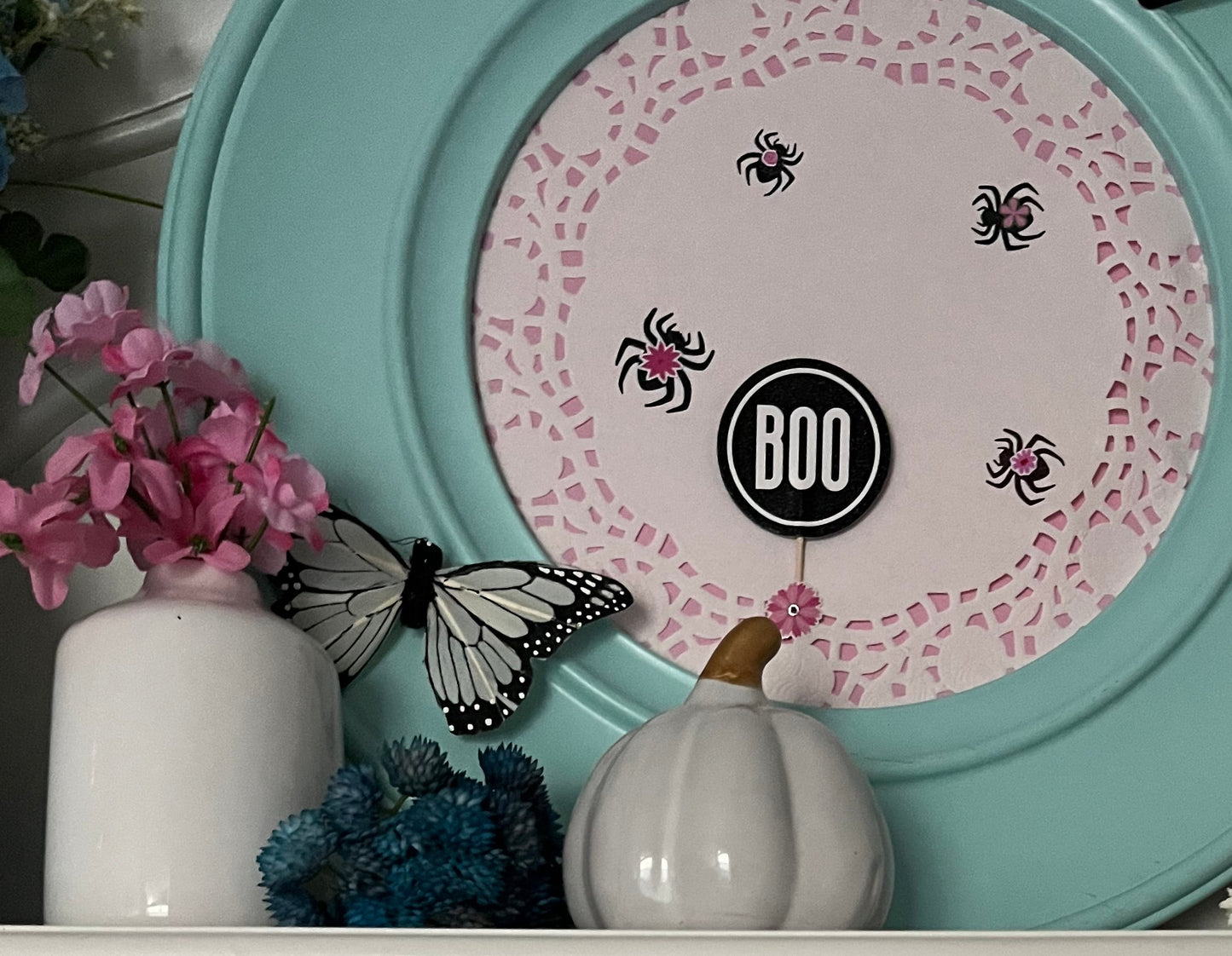 Mini White Ceramic Pumpkin with Gold Stem – 2010s Modern Harvest Accent Décor