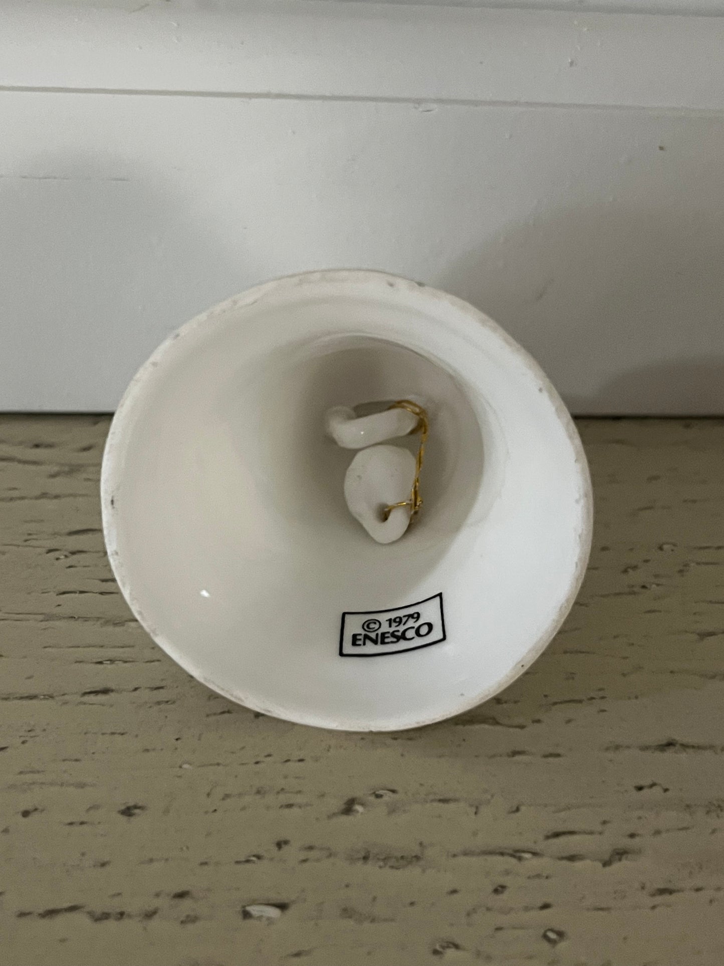 Vintage 1979 Enesco “Thoughts of You” Yellow & White Daisies Porcelain Bell –