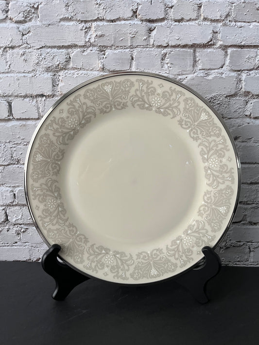 Vintage 1970s Lenox “Snow Lily” 10” Dinner Plate – Ivory Fine China with Platinum Rim & Scroll Floral Border –