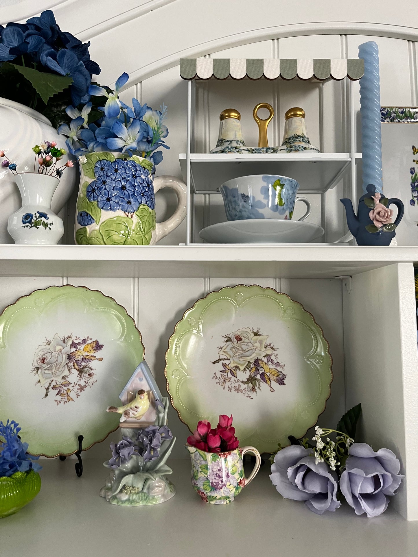 Vintage Early 1900s Lusterware Handpainted Forget-Me-Nots Salt and Pepper Shakers on Carrier, Gold Painted Accents