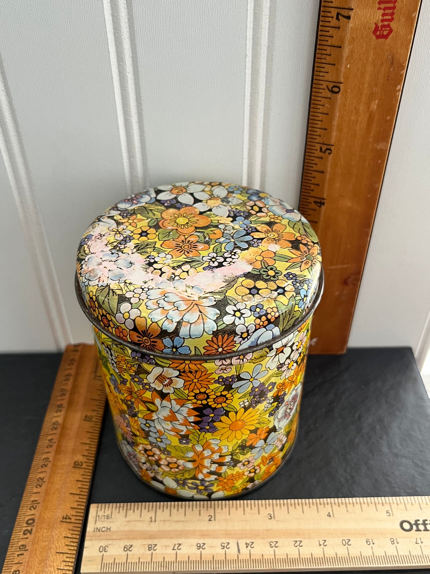 Vintage 1970’s Tea Tin Canister- Fabulous Flower Graphics Floral Chintz