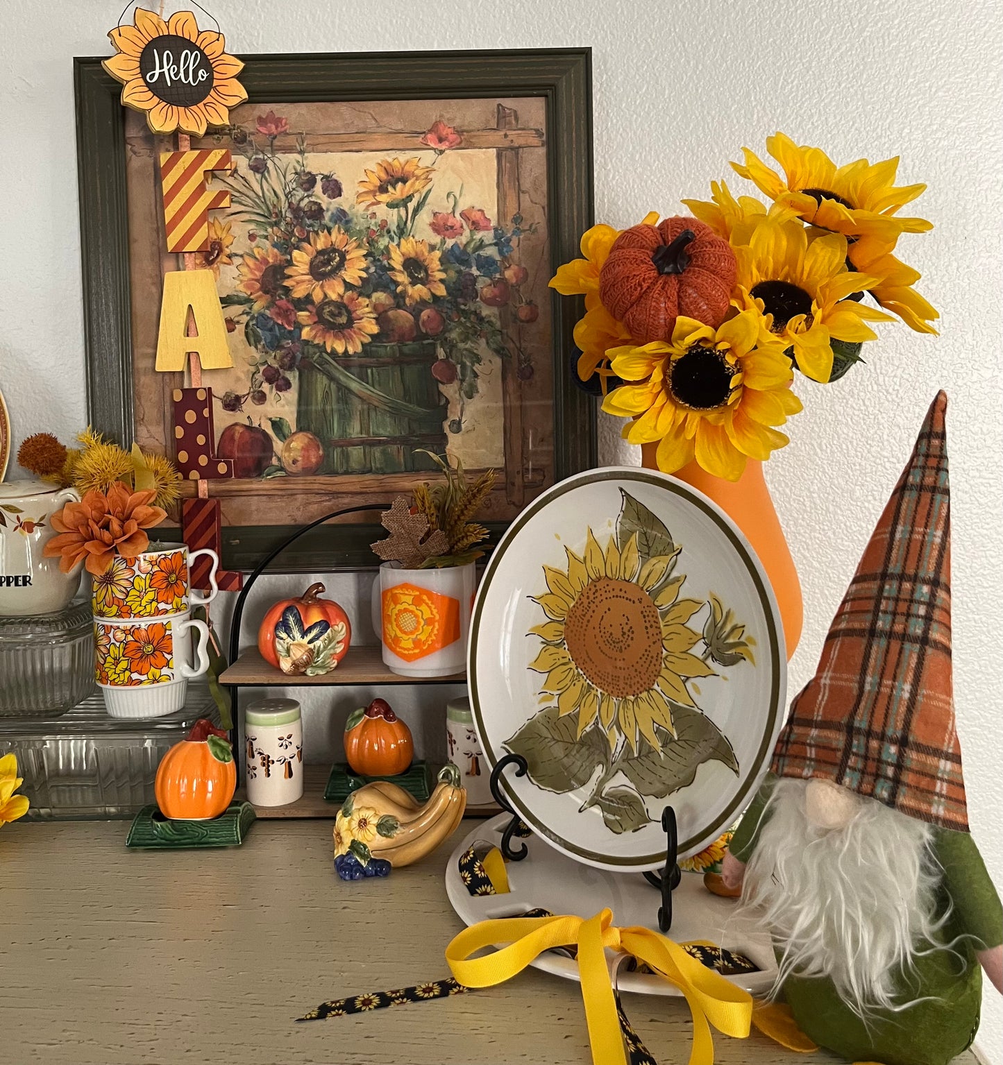 Vintage 1970s Ceramic Guild “Sun Shine” Sunflower Dinner Plate – Esperanto Line –