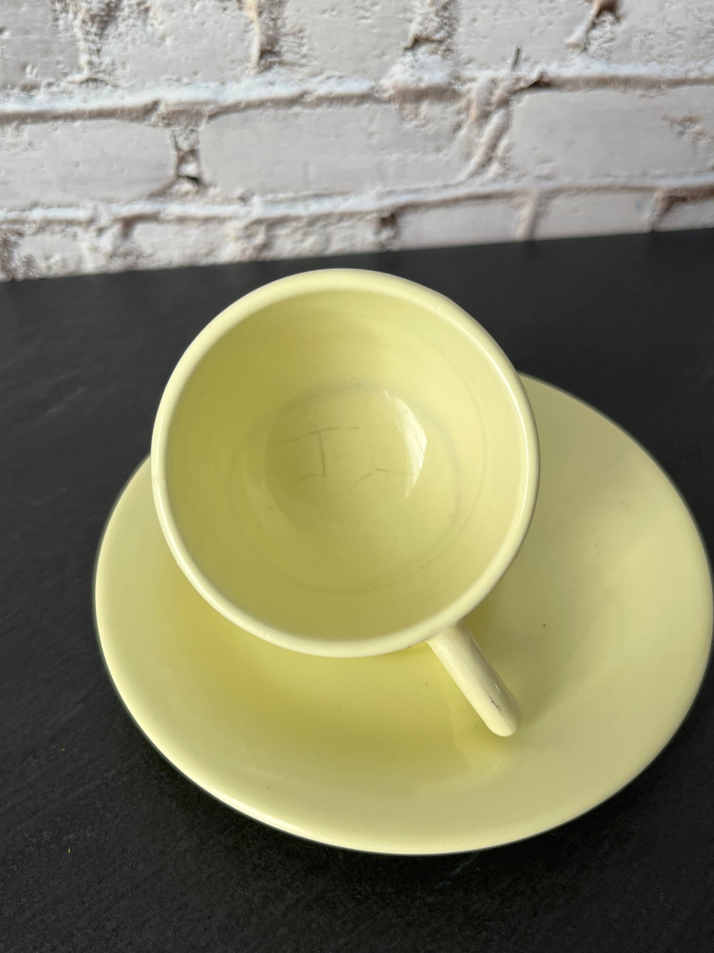 Vintage 1 Set SIC Italian Stoneware Yellow Demitasse Cup and Saucer – Butter Yellow Espresso Set Made in Italy (1970s–1980s) Società Italiana Ceramica
(Italian Ceramic Company)