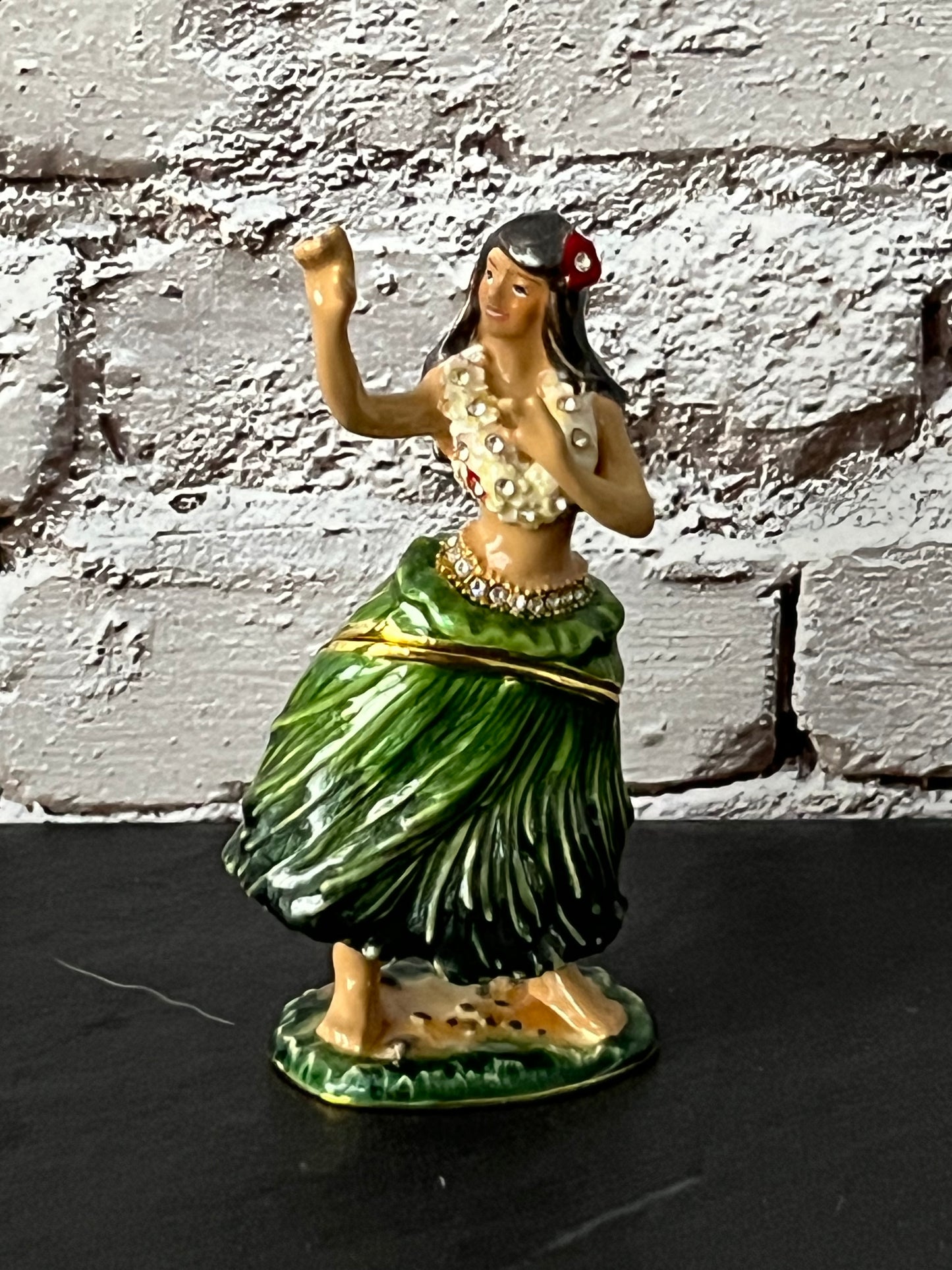 Vintage 1990s Rhinestone Hawaiian Hula Dancer Trinket Box – Miniature Tropical Keepsake Figurine – 2.5” Tall