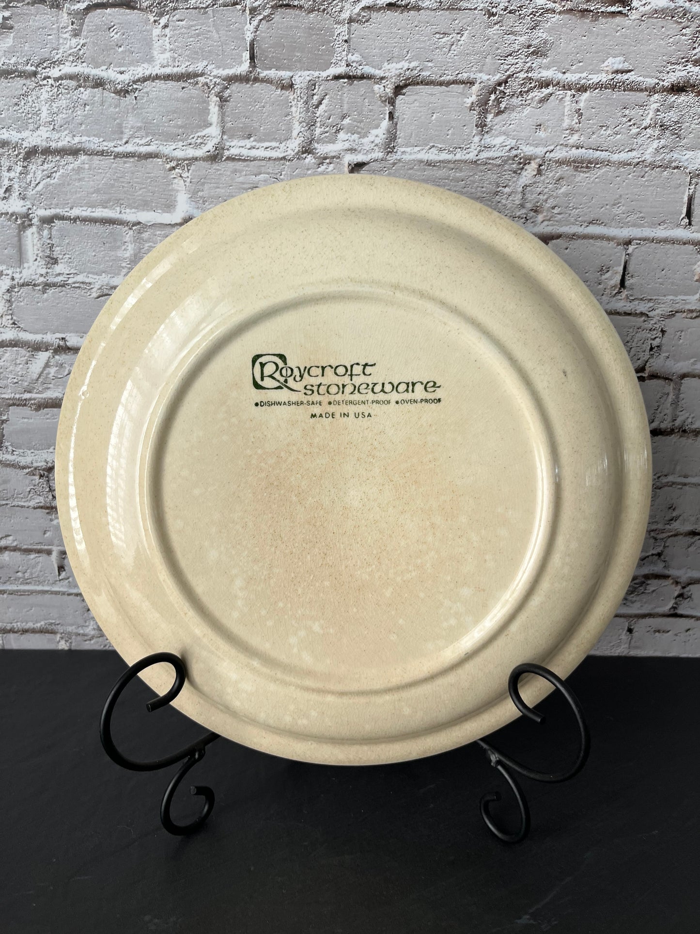 Vintage 1970’s  Roycroft Stoneware Yellow Wildflower asymmetrical floating floral transfer design  Dinner Plate | Made in USA