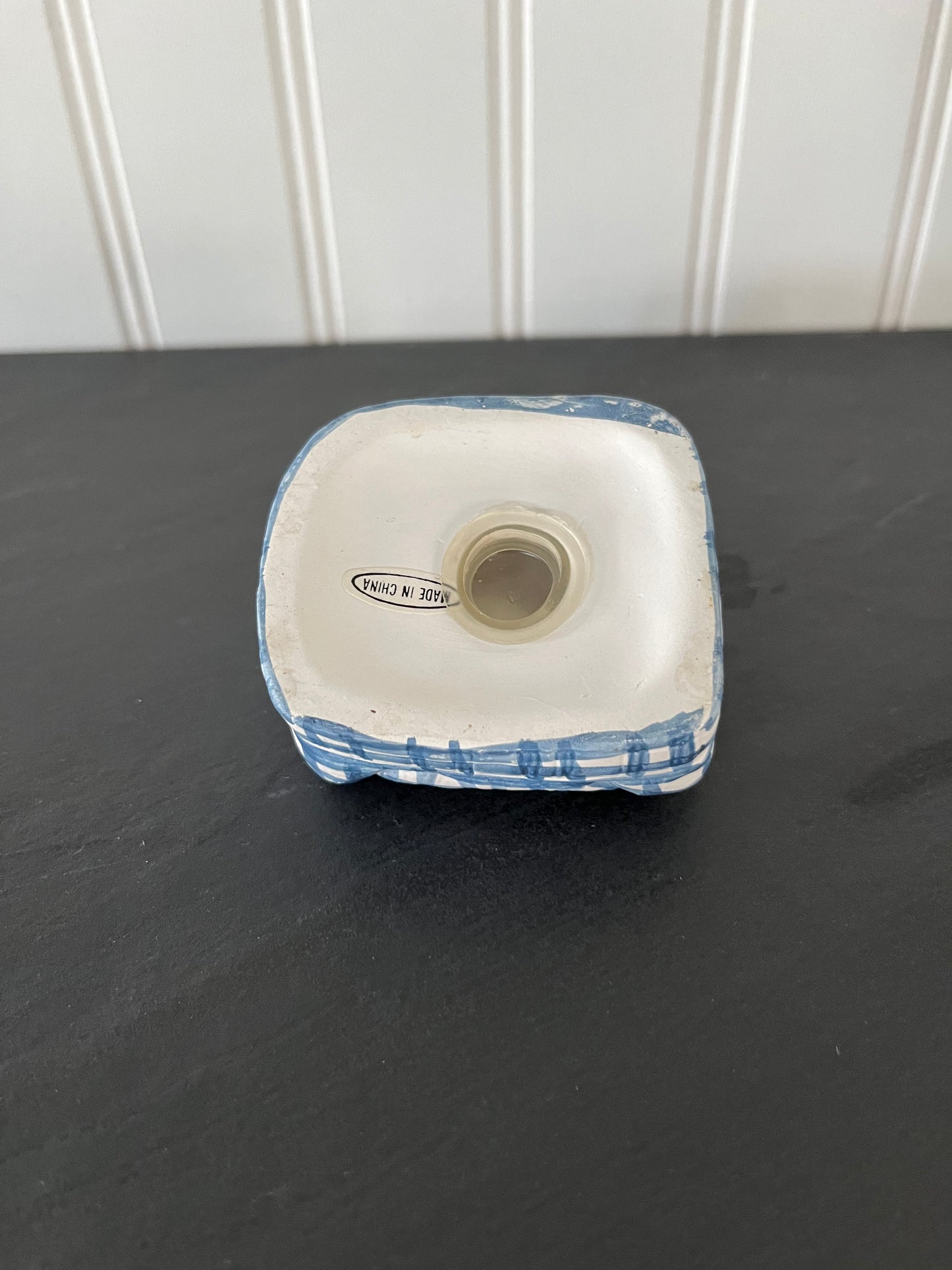 Vintage 1990s White Cat Salt & Pepper Shaker Set – Blue Gingham Chair, Red Bow, Made in China