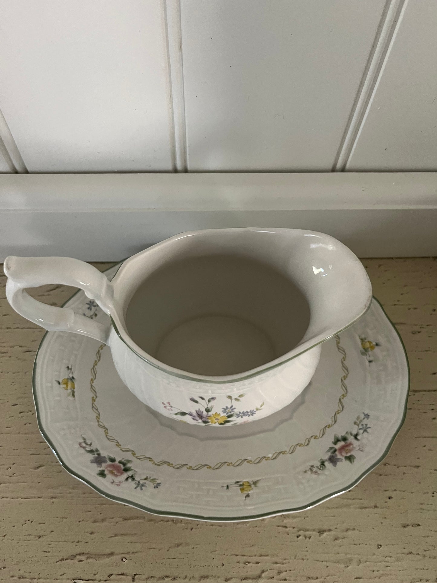 Vintage c 1980’s Mikasa Renaissance Antique Rose Floral Creamer & Underplate Set Japan