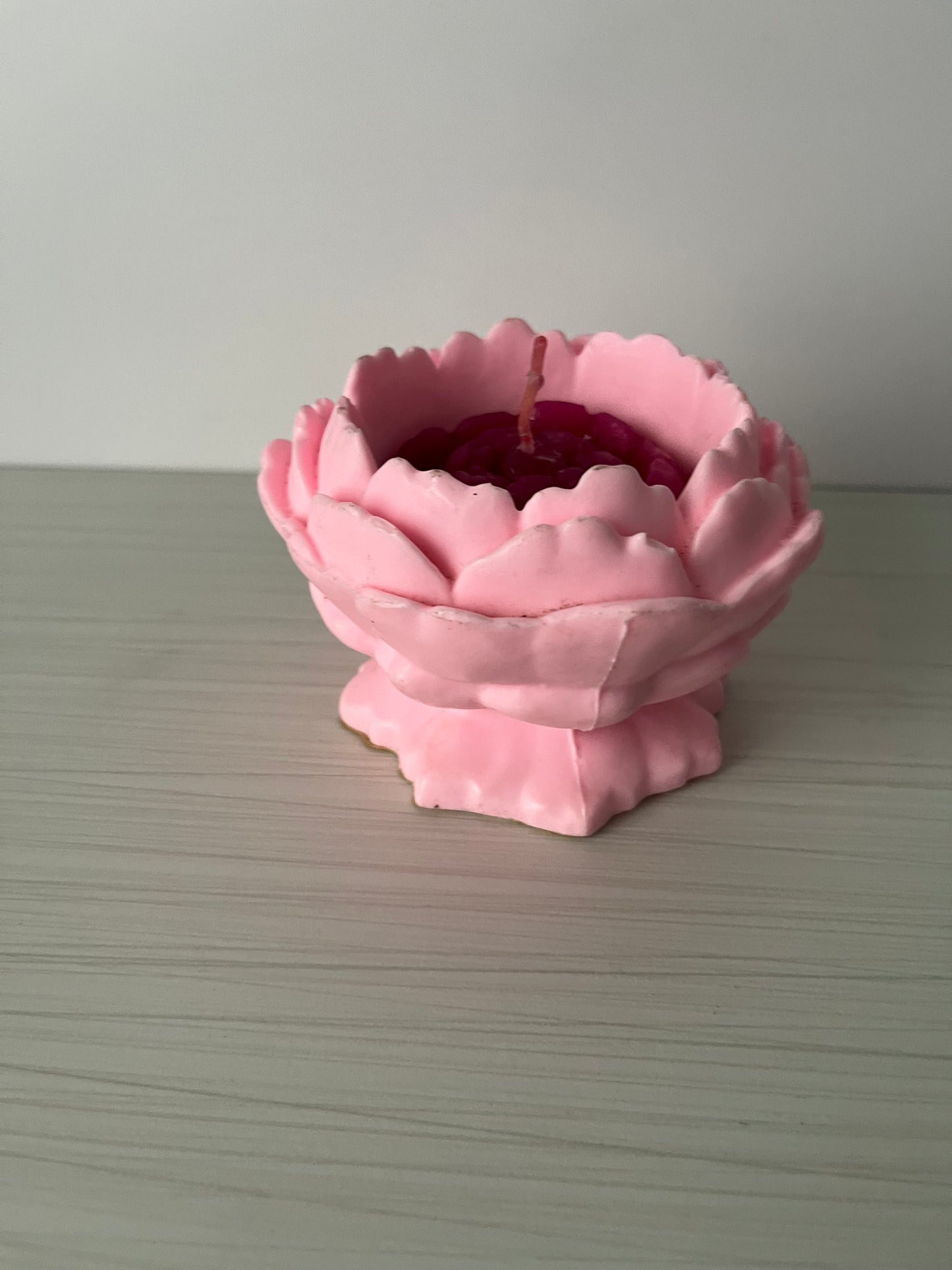 Vintage 1977 Avon “Tender Blossoms” Floral Medley Candle – Pink Peony Flower Pedestal