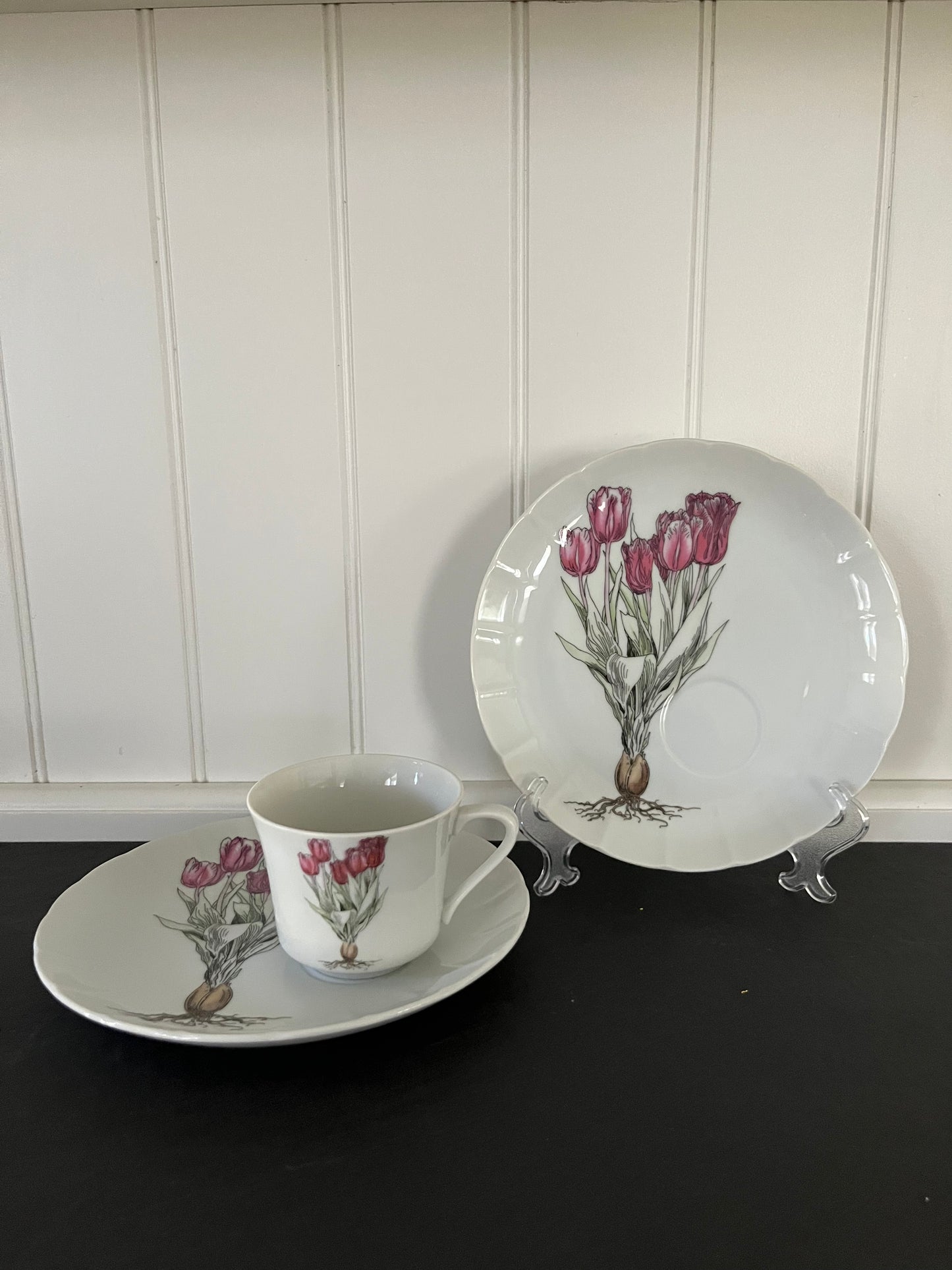 2 Vintage Pink Snack Plate & 1 Tea Cup Set Tulip by SEYMOUR MANN Botanical Modern Fine China