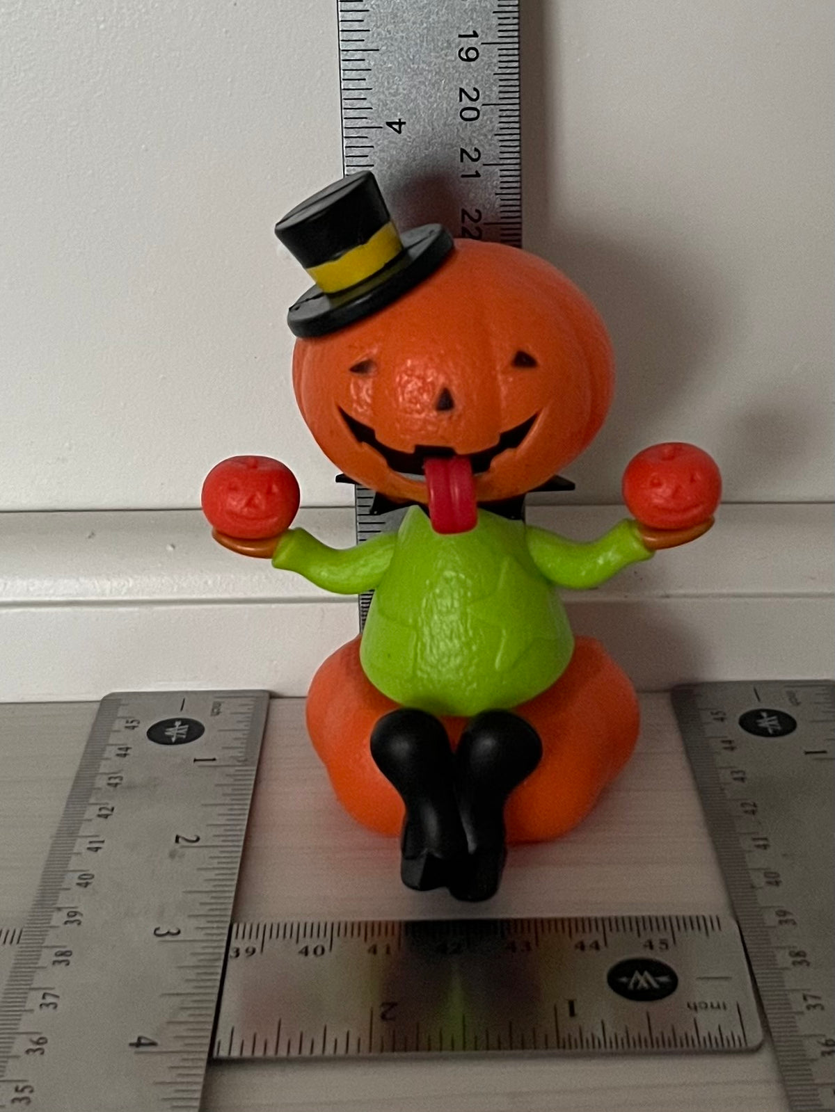 Small Retro Solar Dancing Pumpkin Bobblehead Figurine | Halloween Trinket Décor