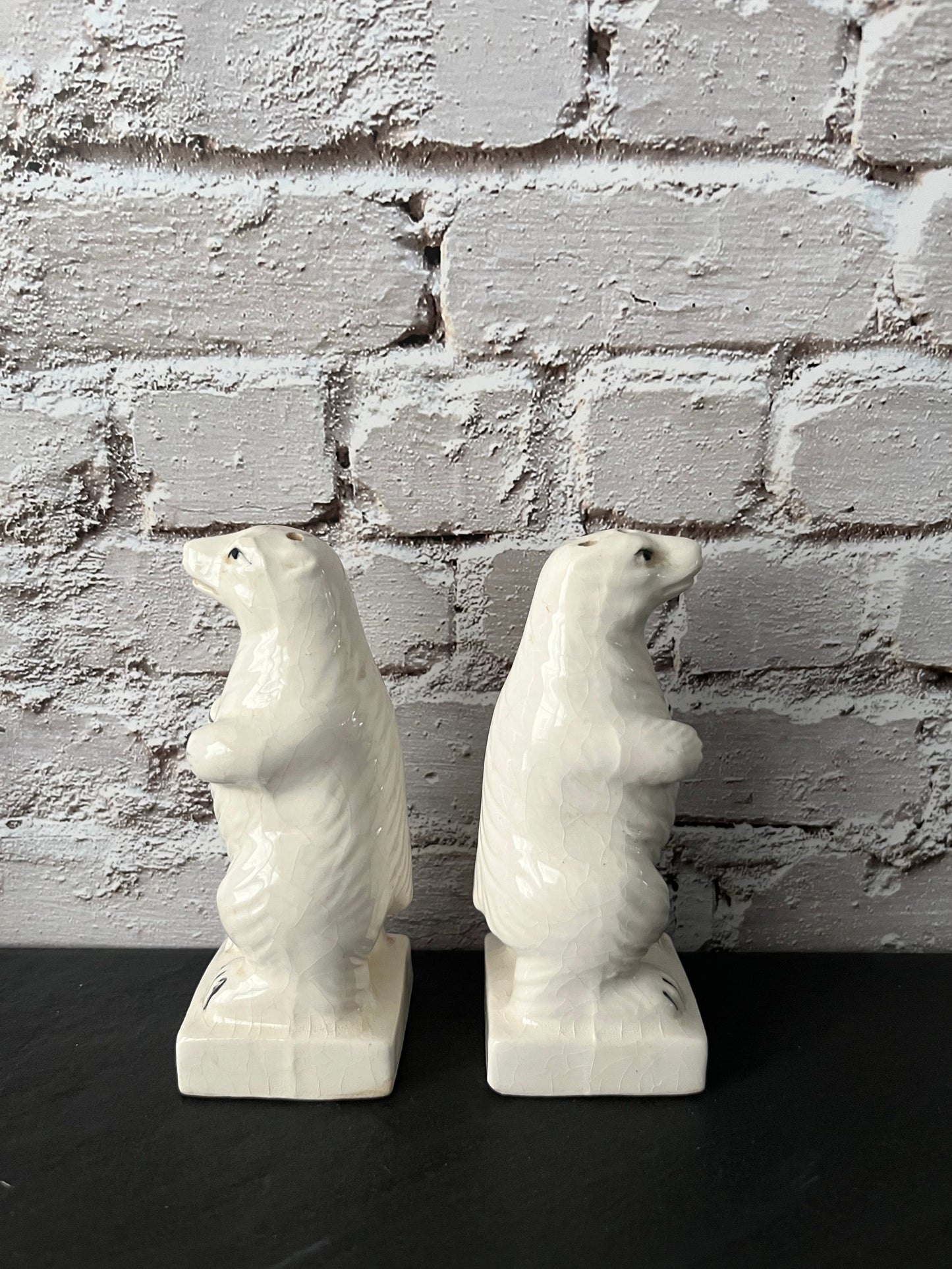 Vintage 1960s Alaska Polar Bear Salt & Pepper Shakers – Anthropomorphic Ceramic Souvenir Set – Made in Japan Mid-Century Tourist Collectible